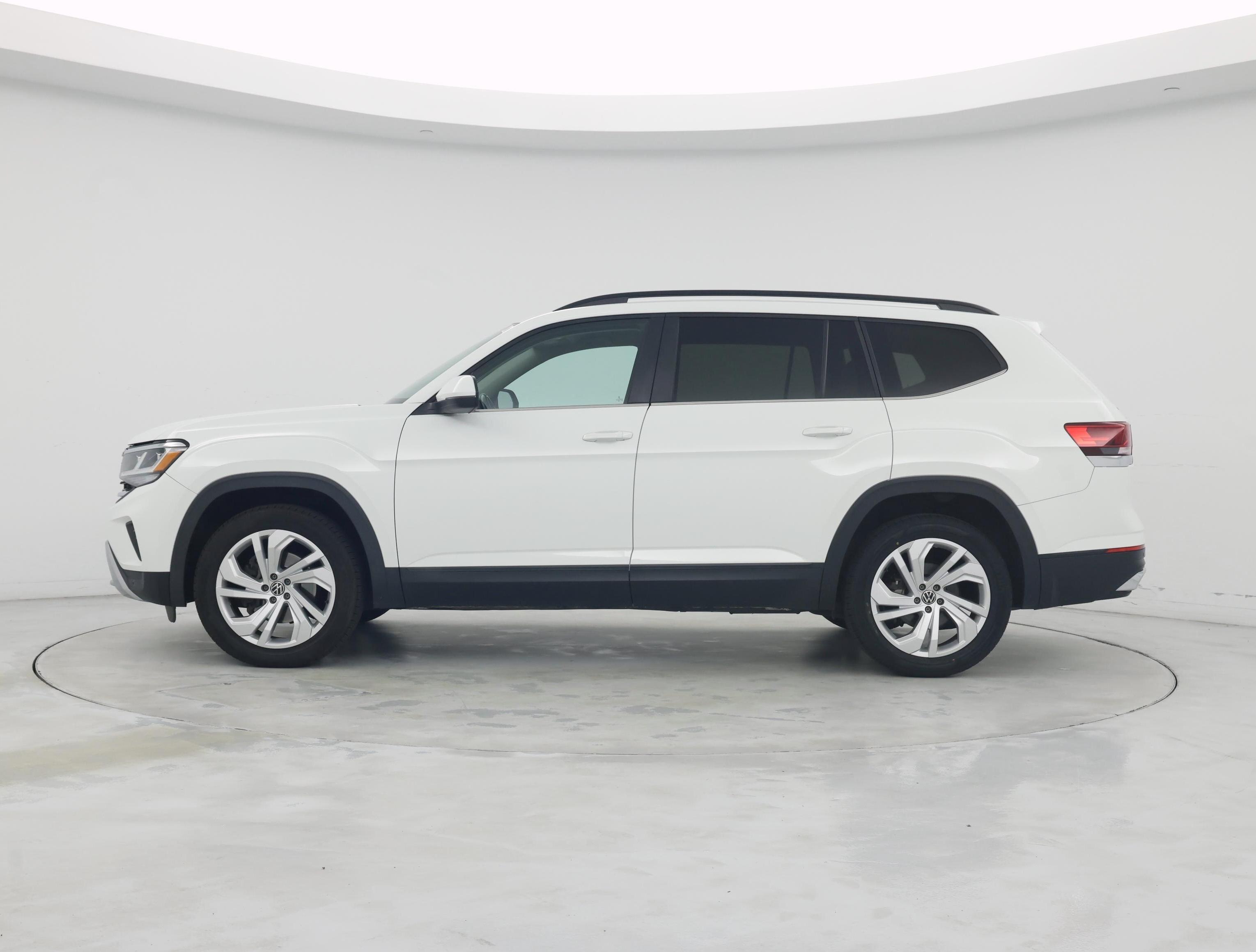 Thumbnail: 2021 Volkswagen Atlas - 3