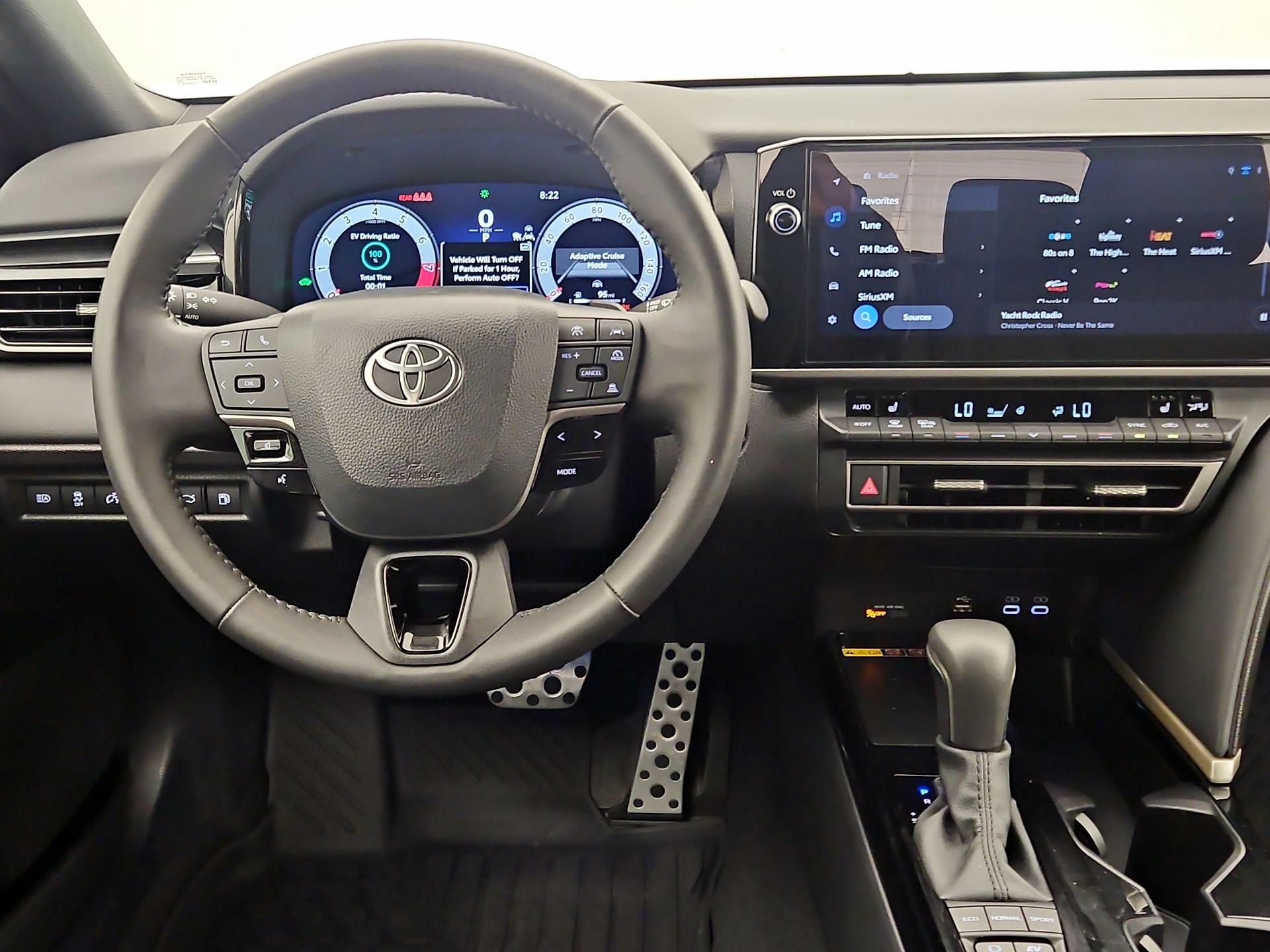 Thumbnail: 2025 Toyota Camry - 10