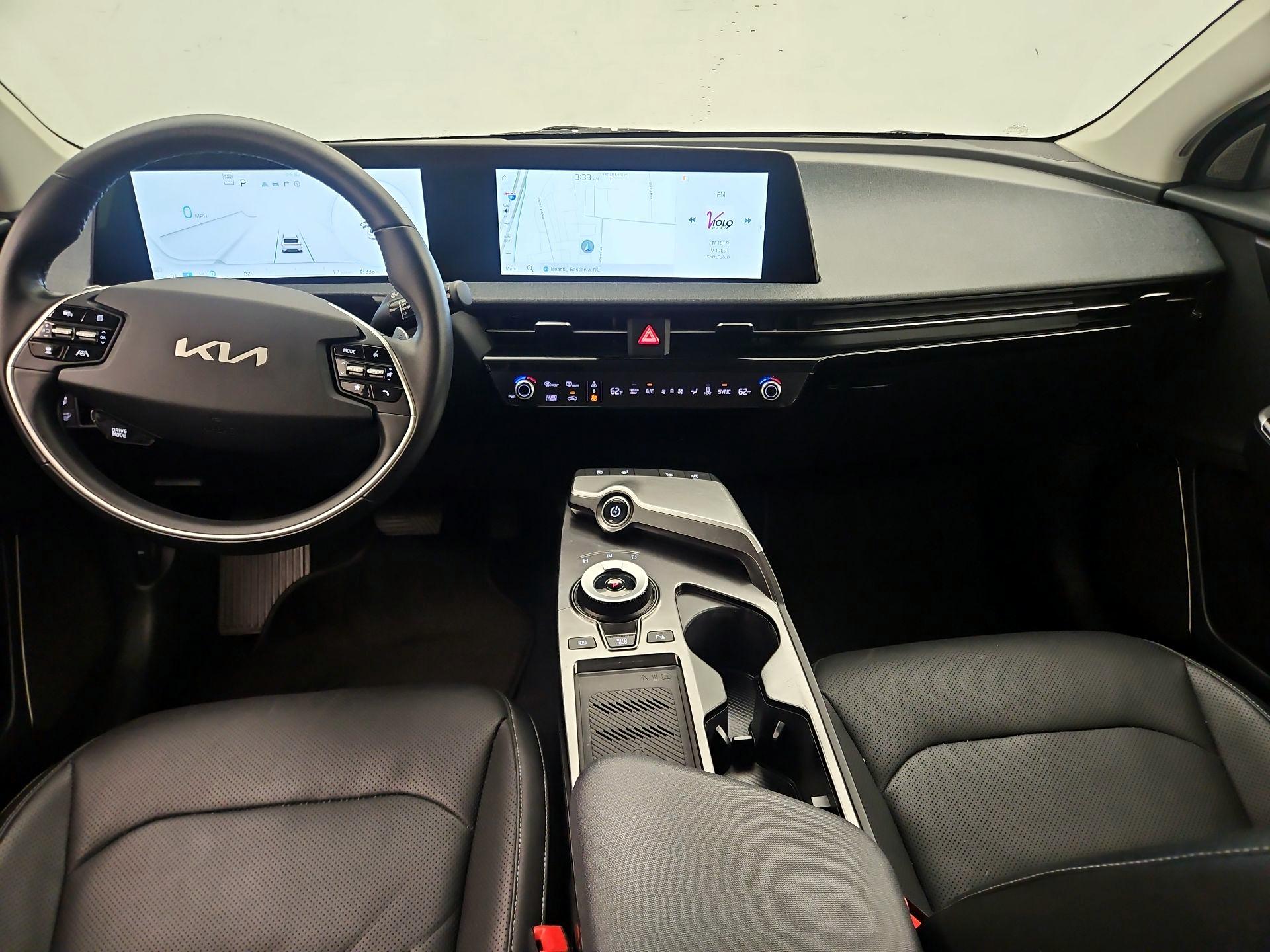 Thumbnail: 2022 Kia EV6 - 9