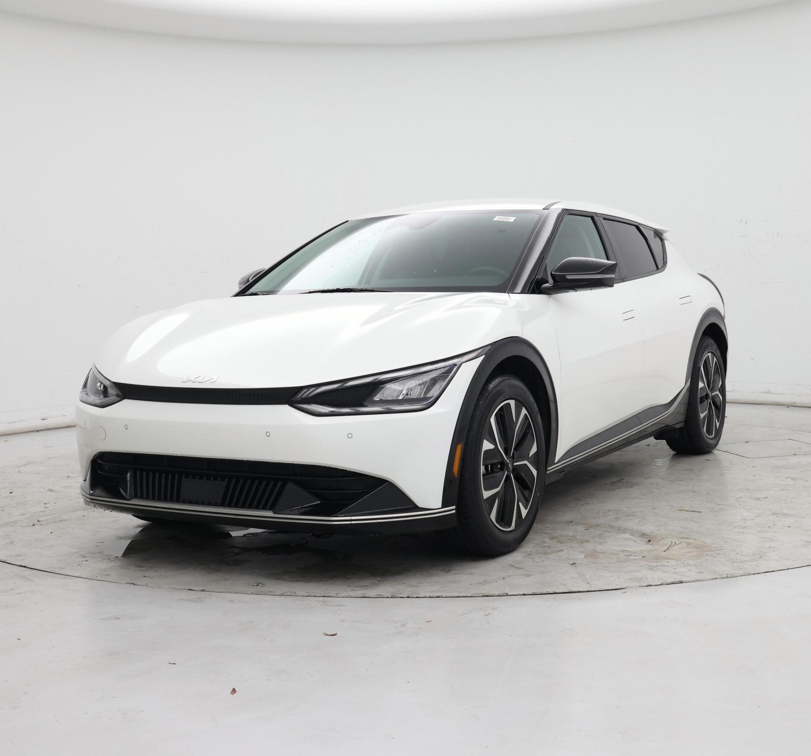 Thumbnail: 2022 Kia EV6 - 4