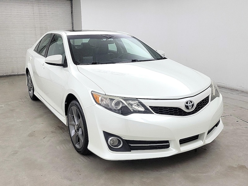 2014 Toyota Camry SE -
                  Myrtle Beach, SC