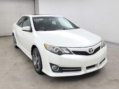 White 2014 Toyota Camry SE Sport