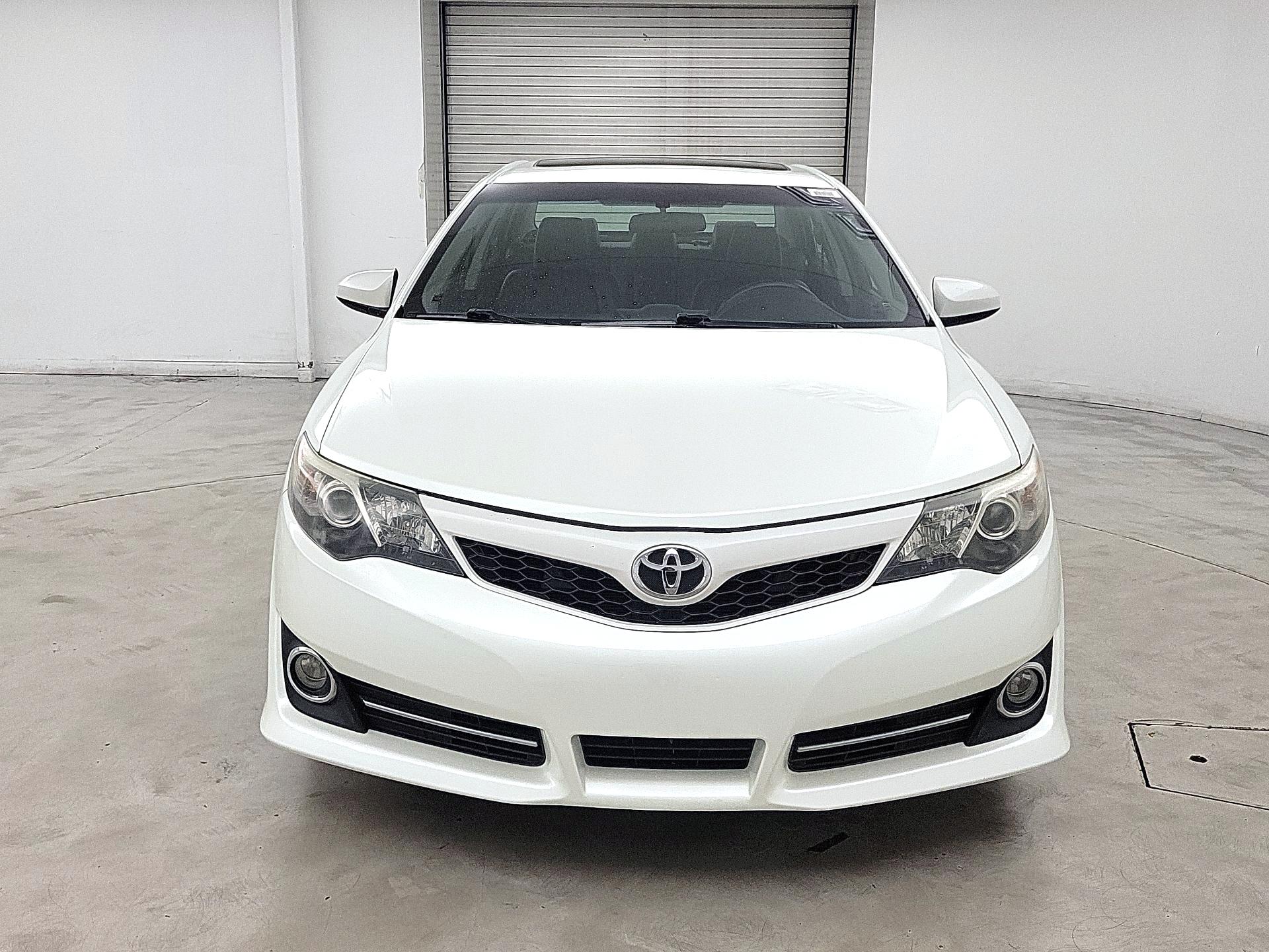 Thumbnail: 2014 Toyota Camry - 2