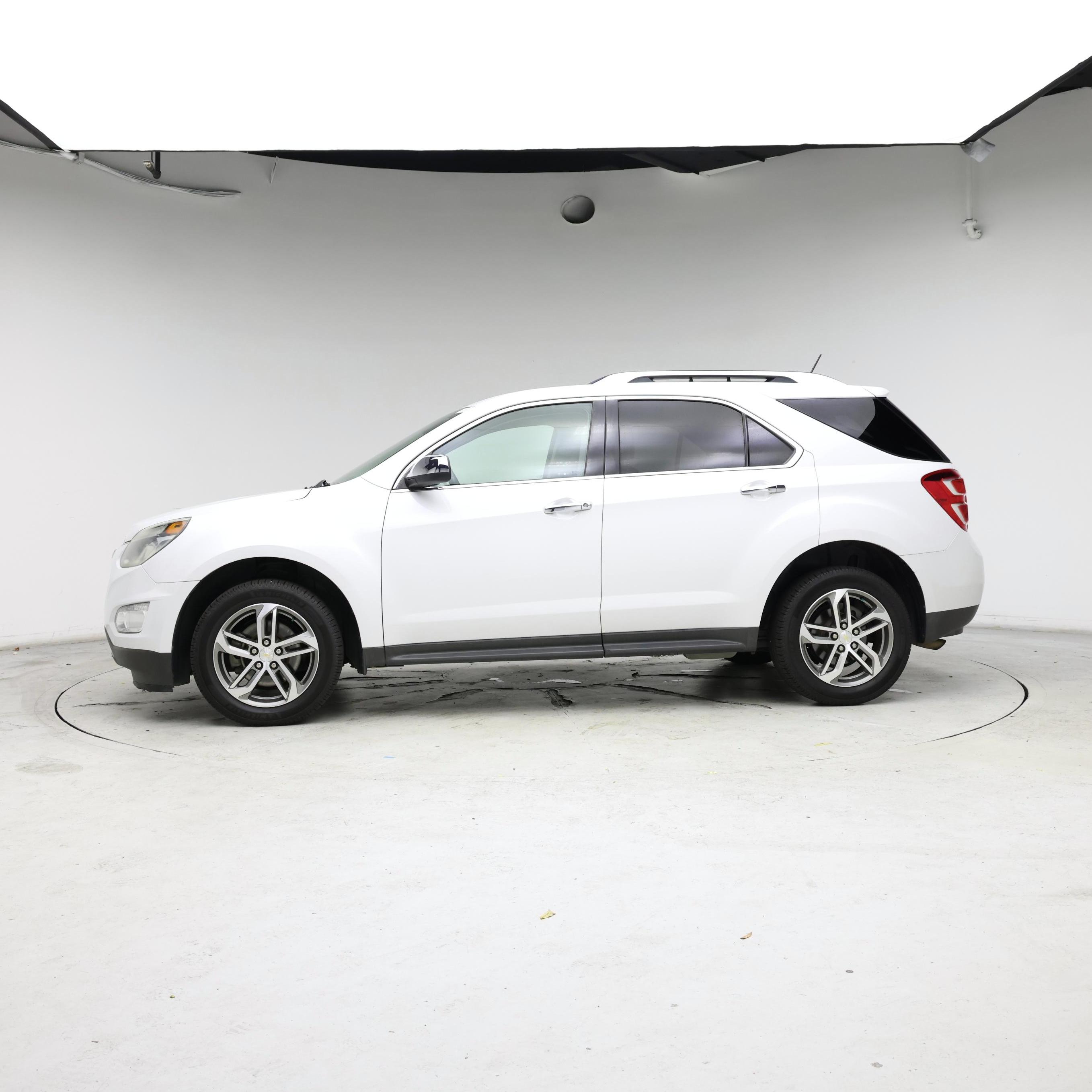 Thumbnail: 2016 Chevrolet Equinox - 3