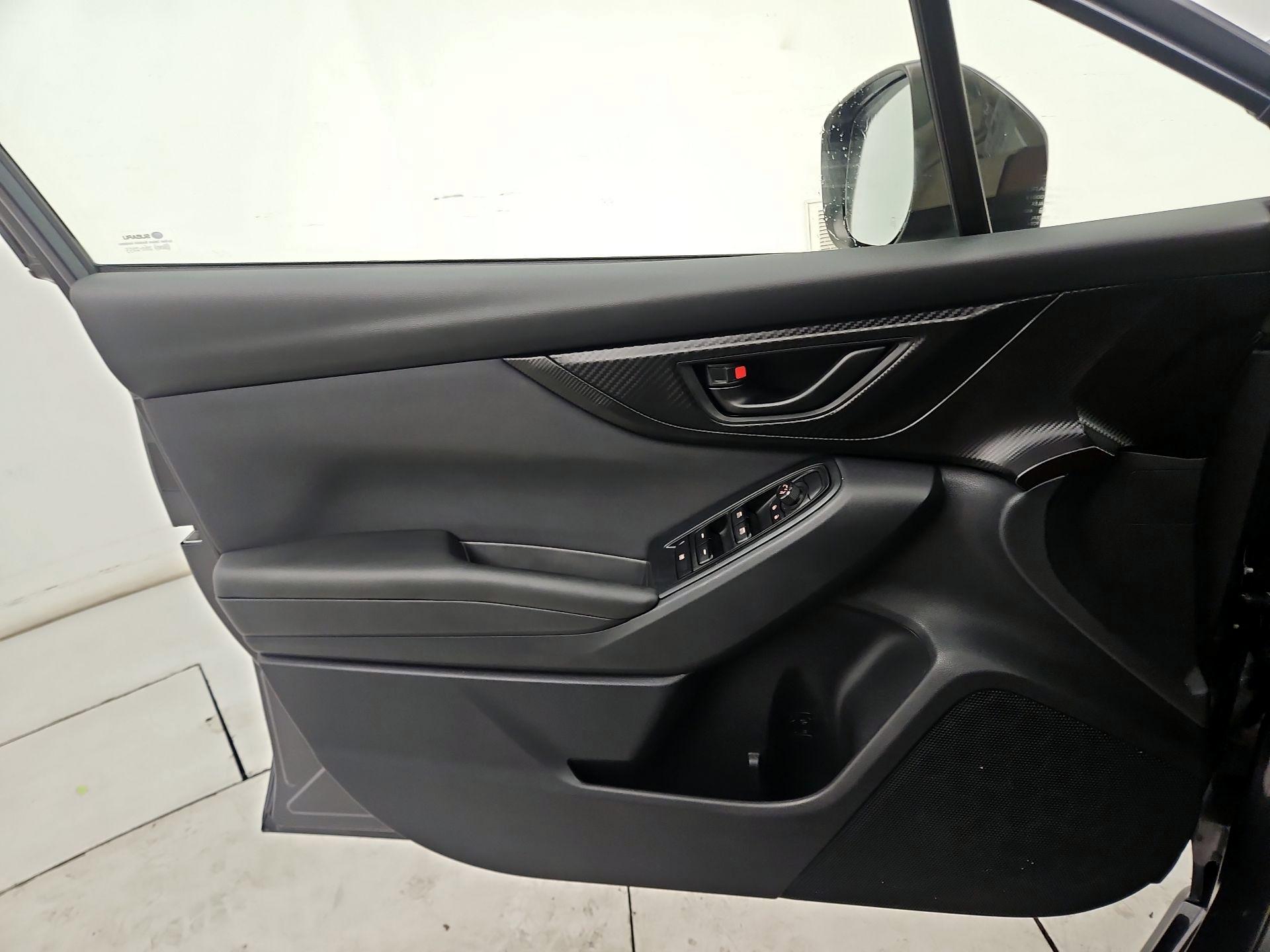 Thumbnail: 2018 Subaru Crosstrek - 12