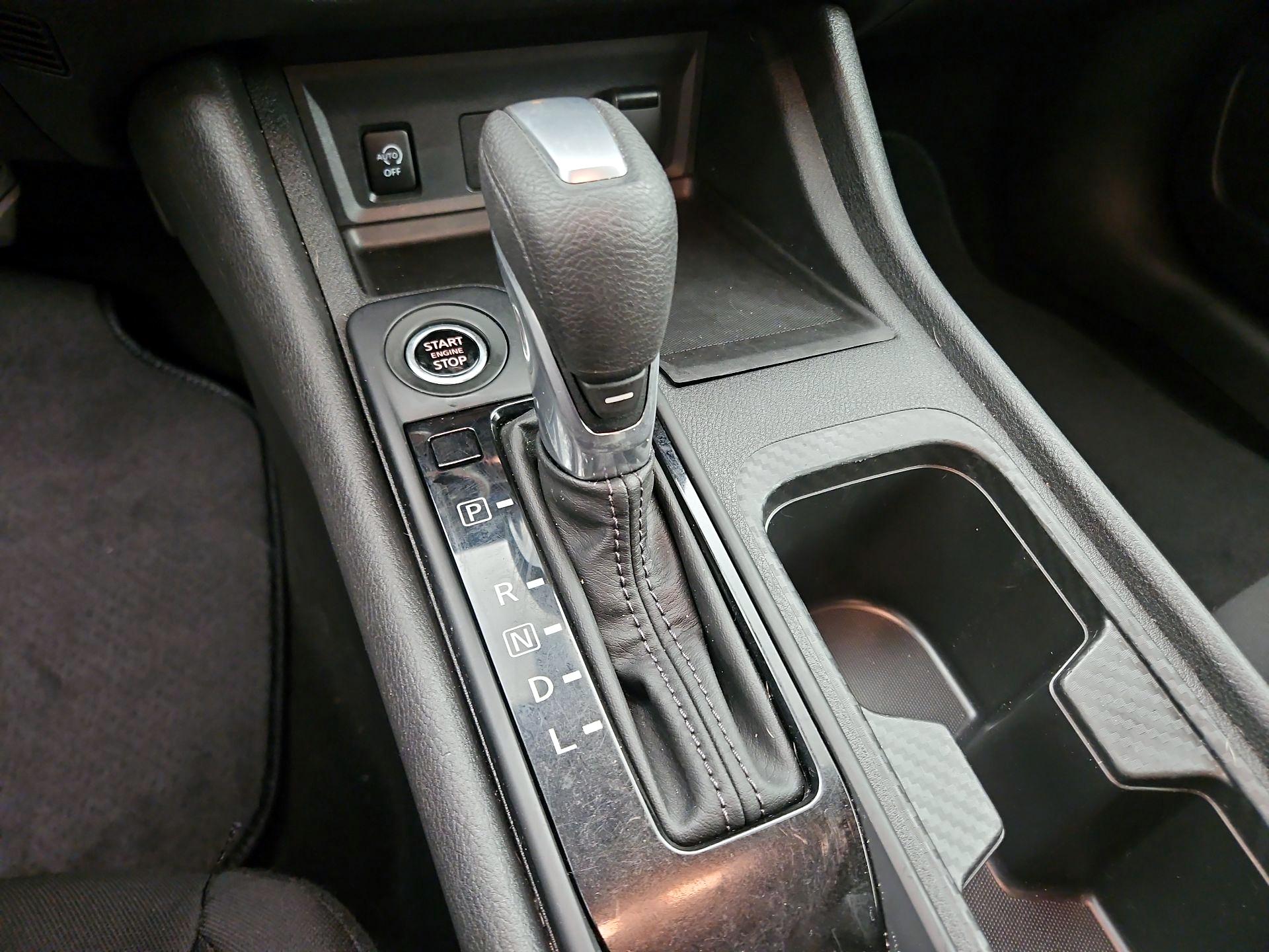 Thumbnail: 2025 Nissan Sentra - 17