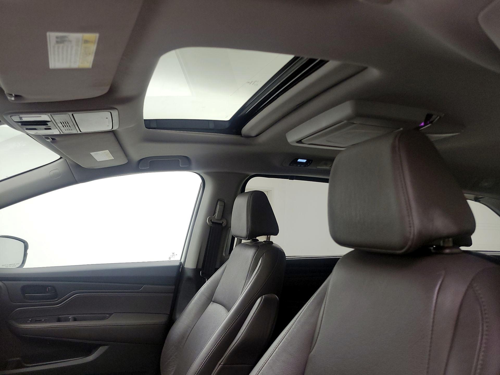 Thumbnail: 2020 Honda Odyssey - 19