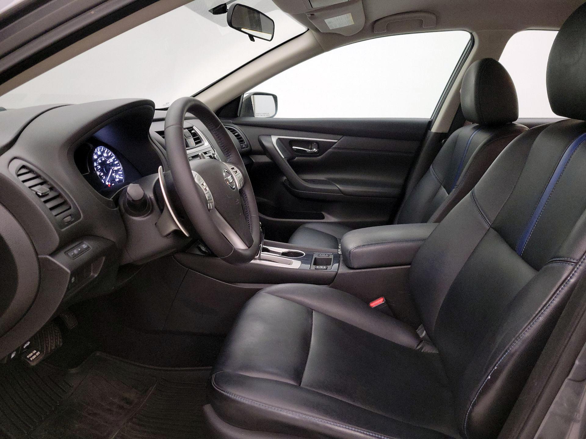 Thumbnail: 2018 Nissan Altima - 11