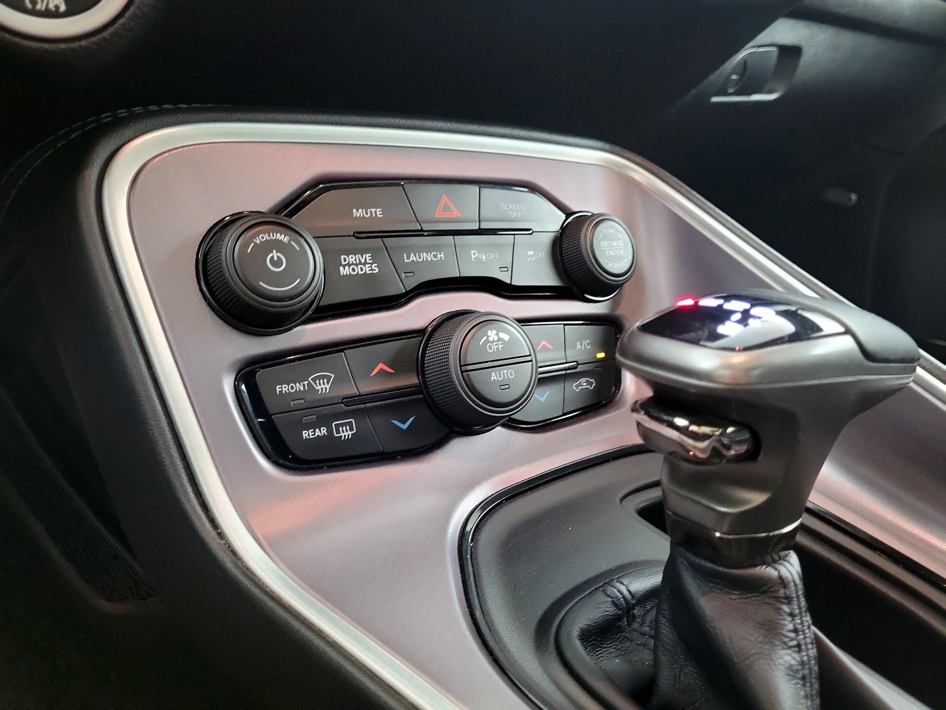 Thumbnail: 2019 Dodge Challenger - 14