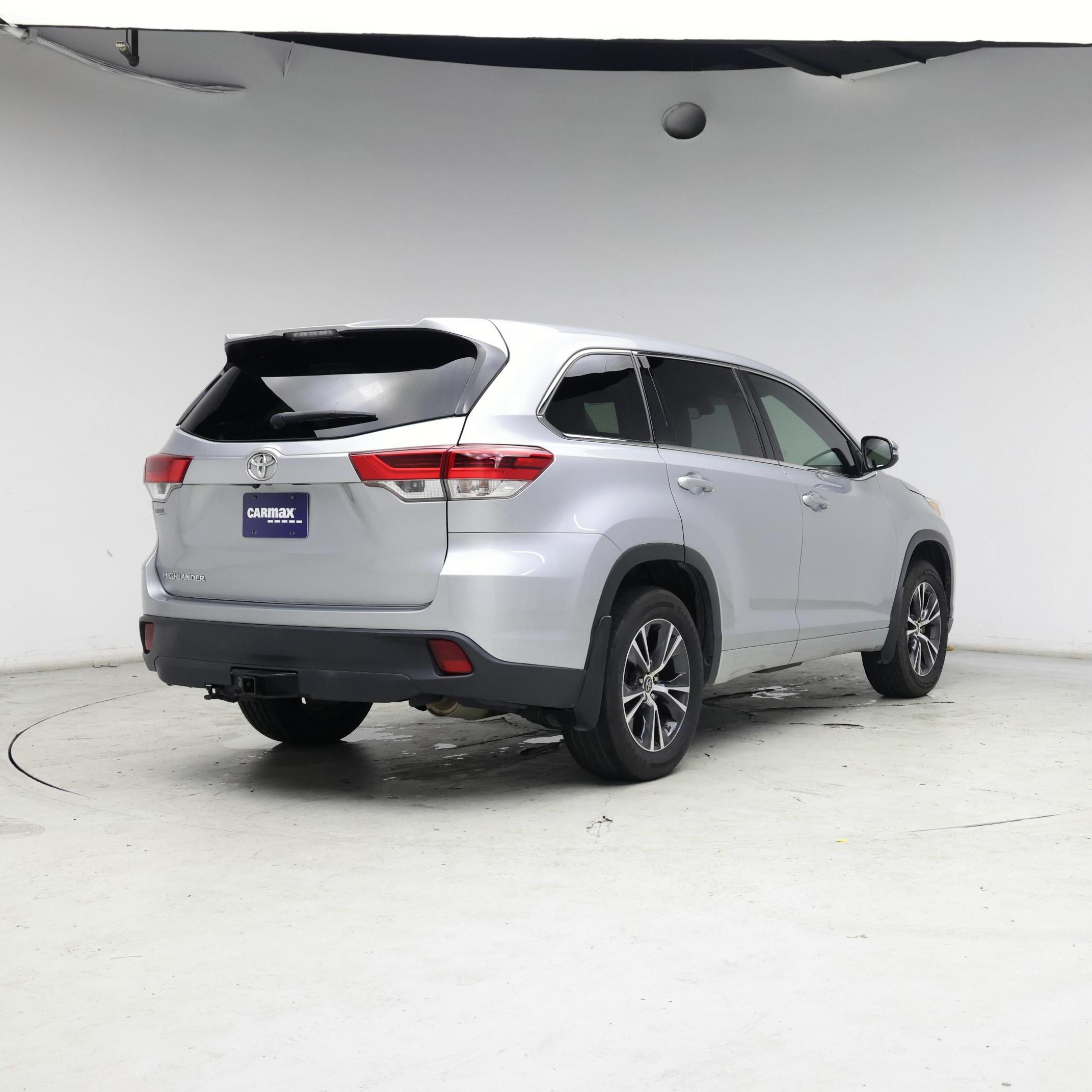 Thumbnail: 2018 Toyota Highlander - 8