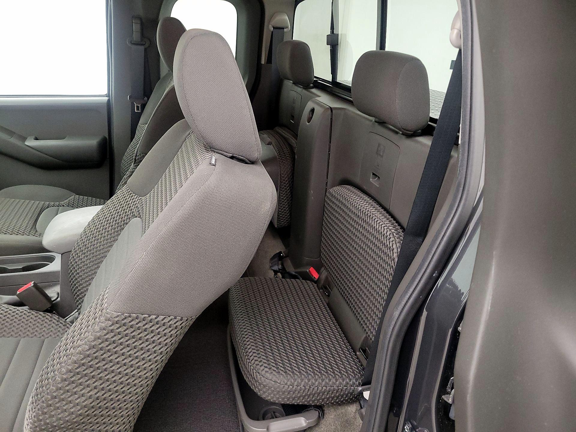 Thumbnail: 2014 Nissan Frontier - 18