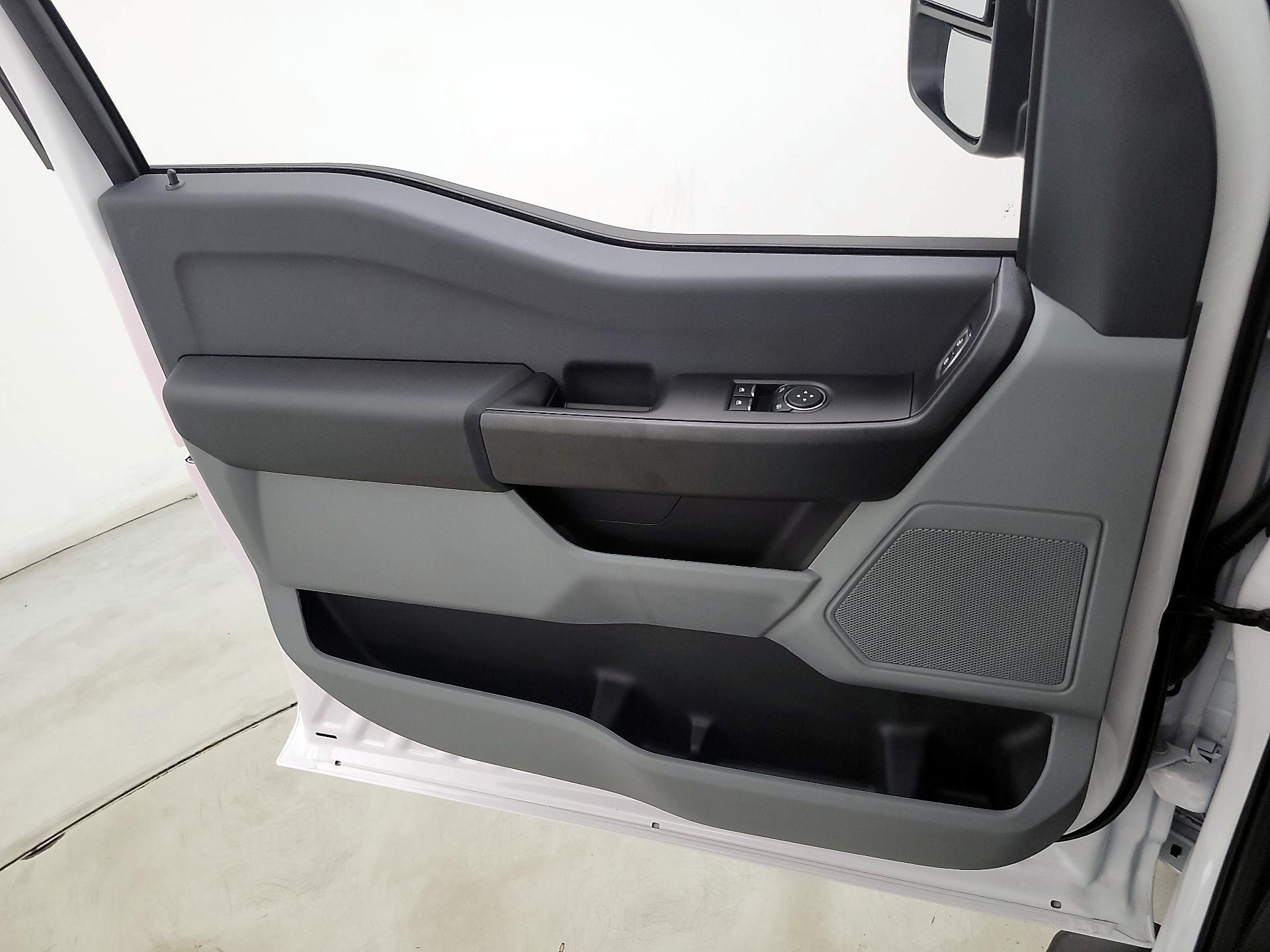 Thumbnail: 2025 Ford F-250 - 12