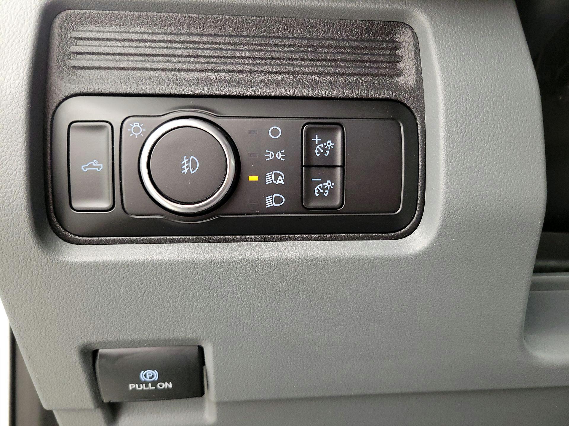 Thumbnail: 2025 Ford F-250 - 13