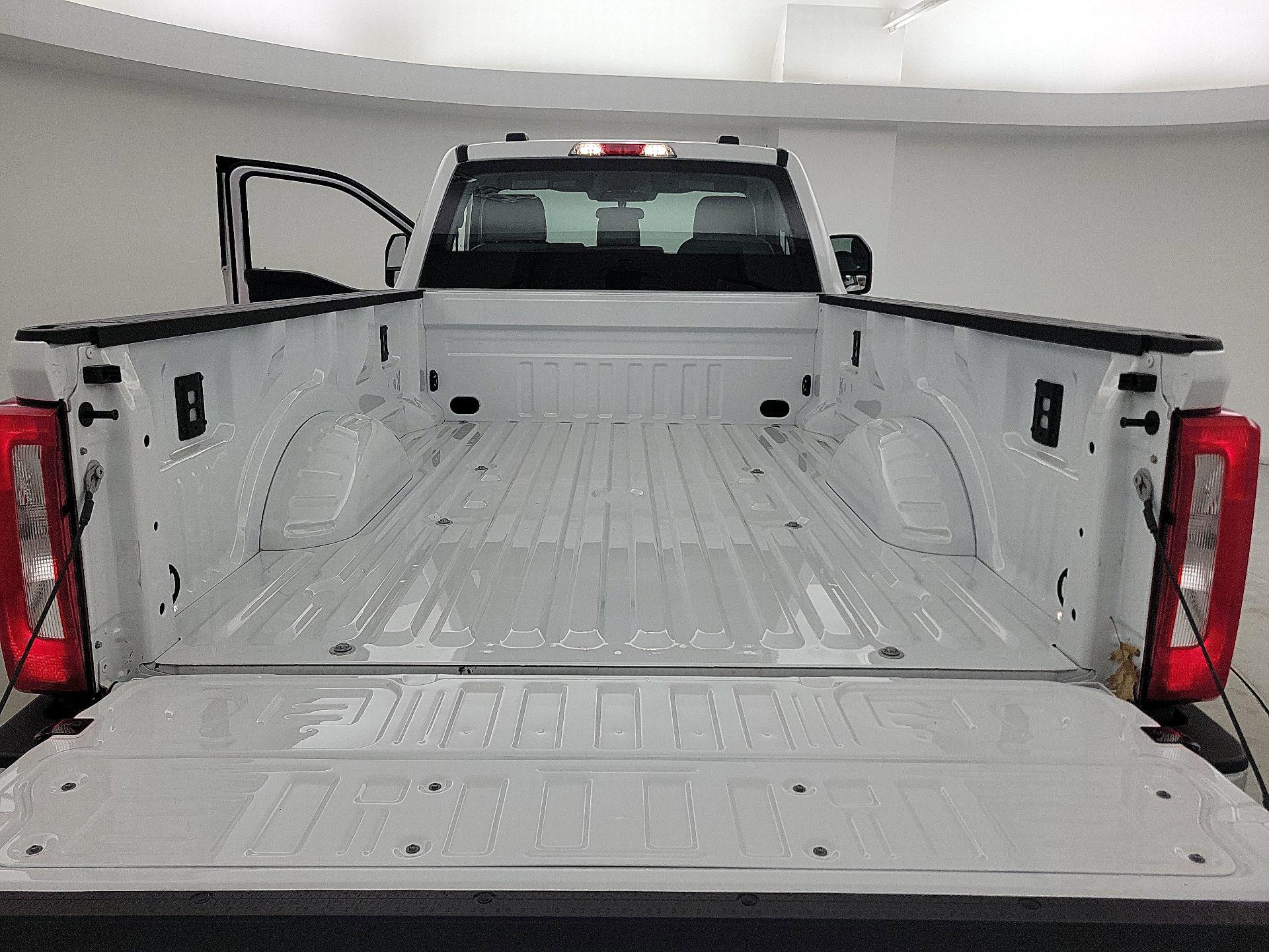 Thumbnail: 2025 Ford F-250 - 19