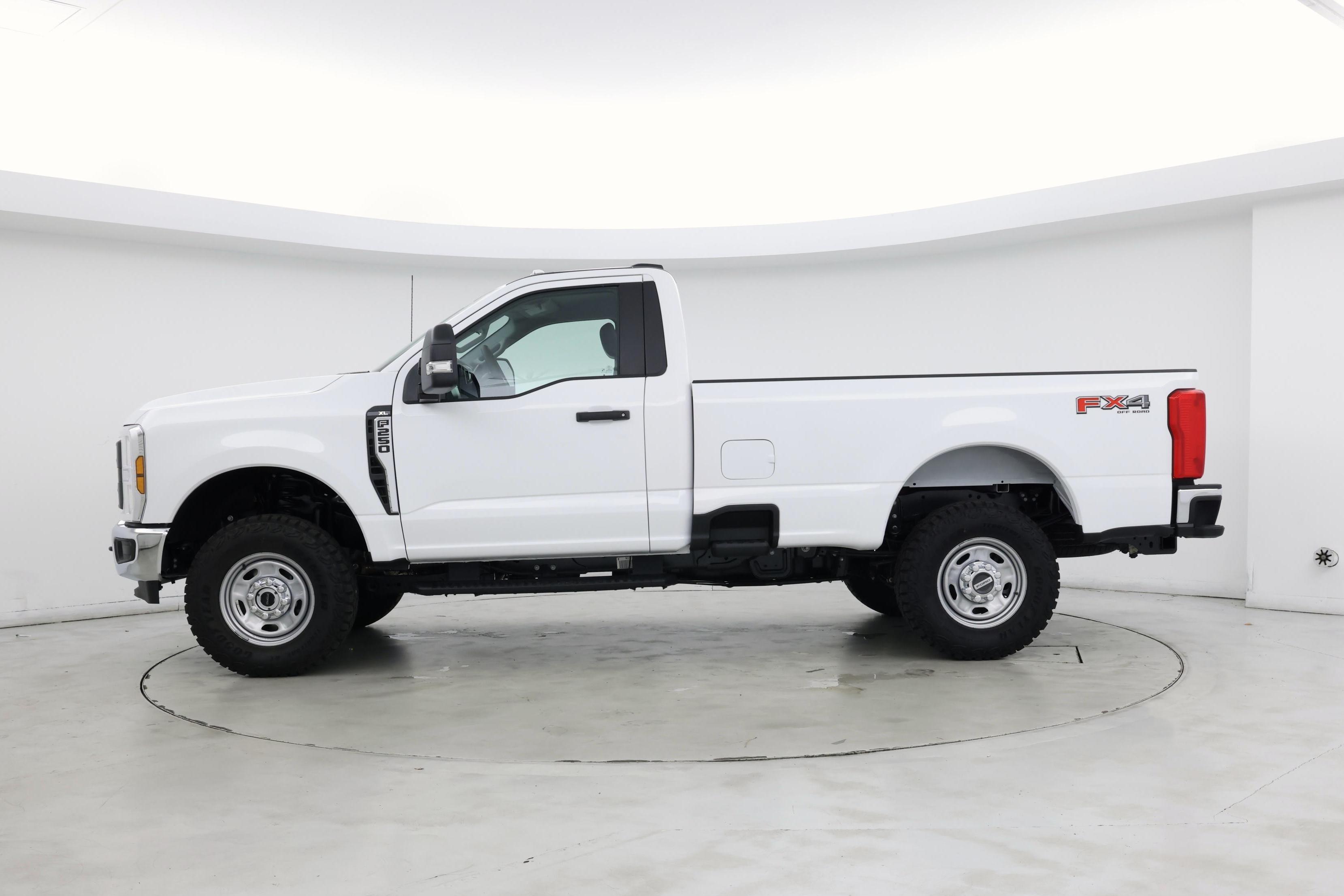 Thumbnail: 2025 Ford F-250 - 3