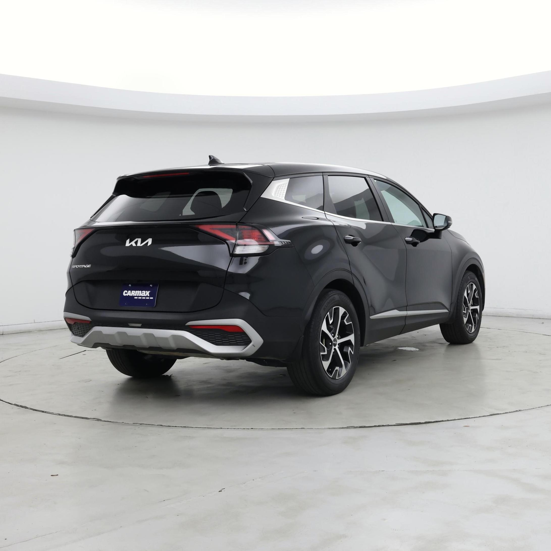 Thumbnail: 2023 Kia Sportage - 8
