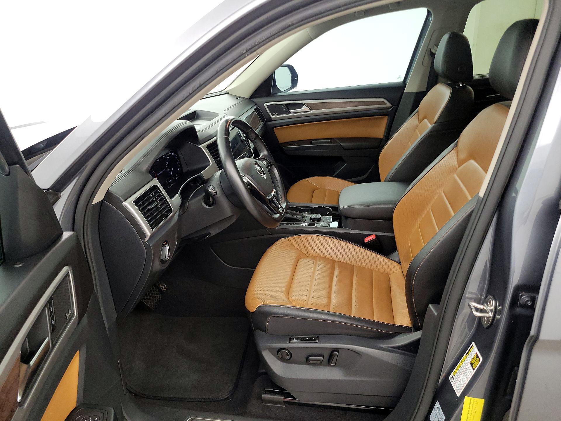 Thumbnail: 2018 Volkswagen Atlas - 11