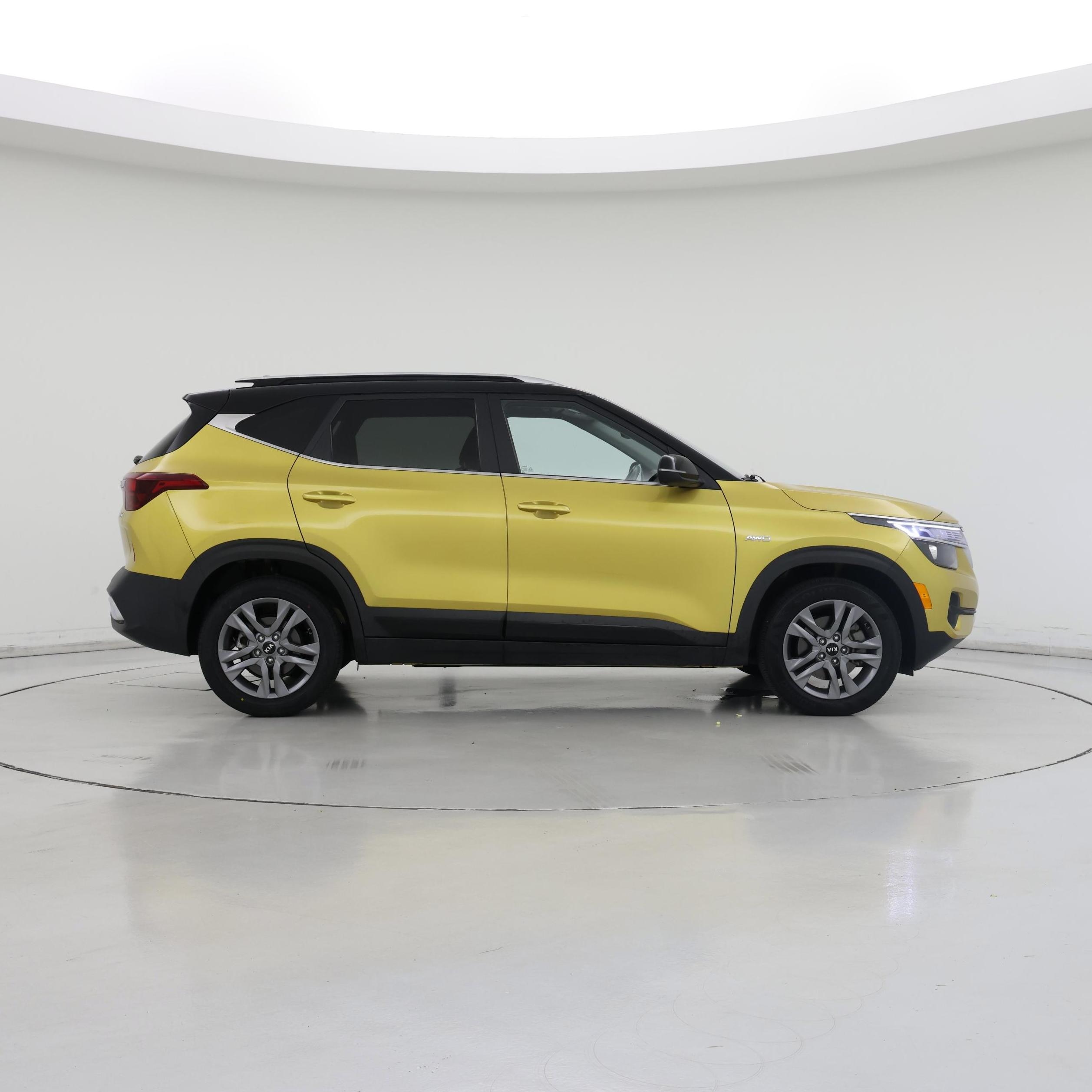 Thumbnail: 2021 Kia Seltos - 7