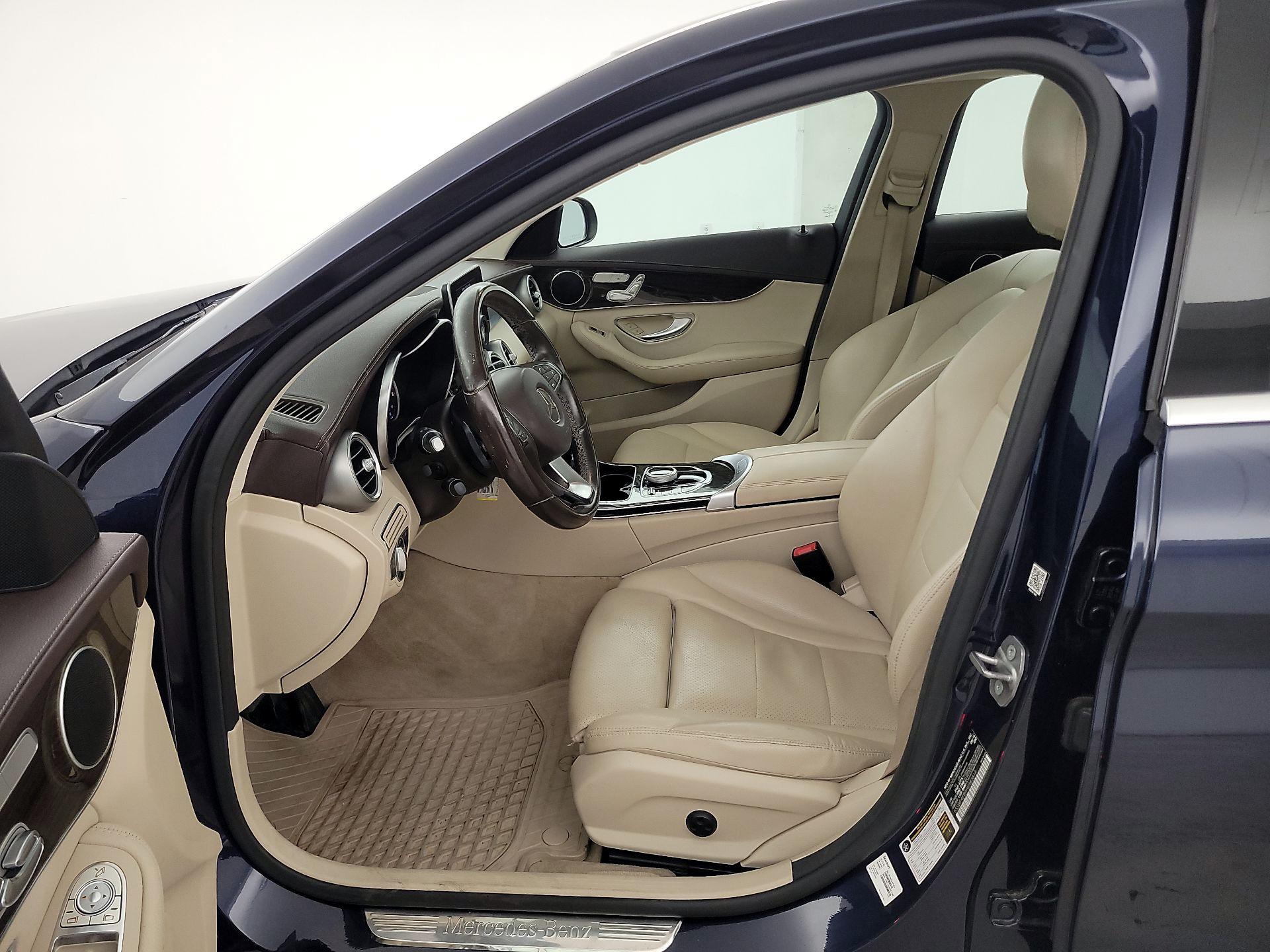 Thumbnail: 2017 Mercedes-Benz C-Class - 9