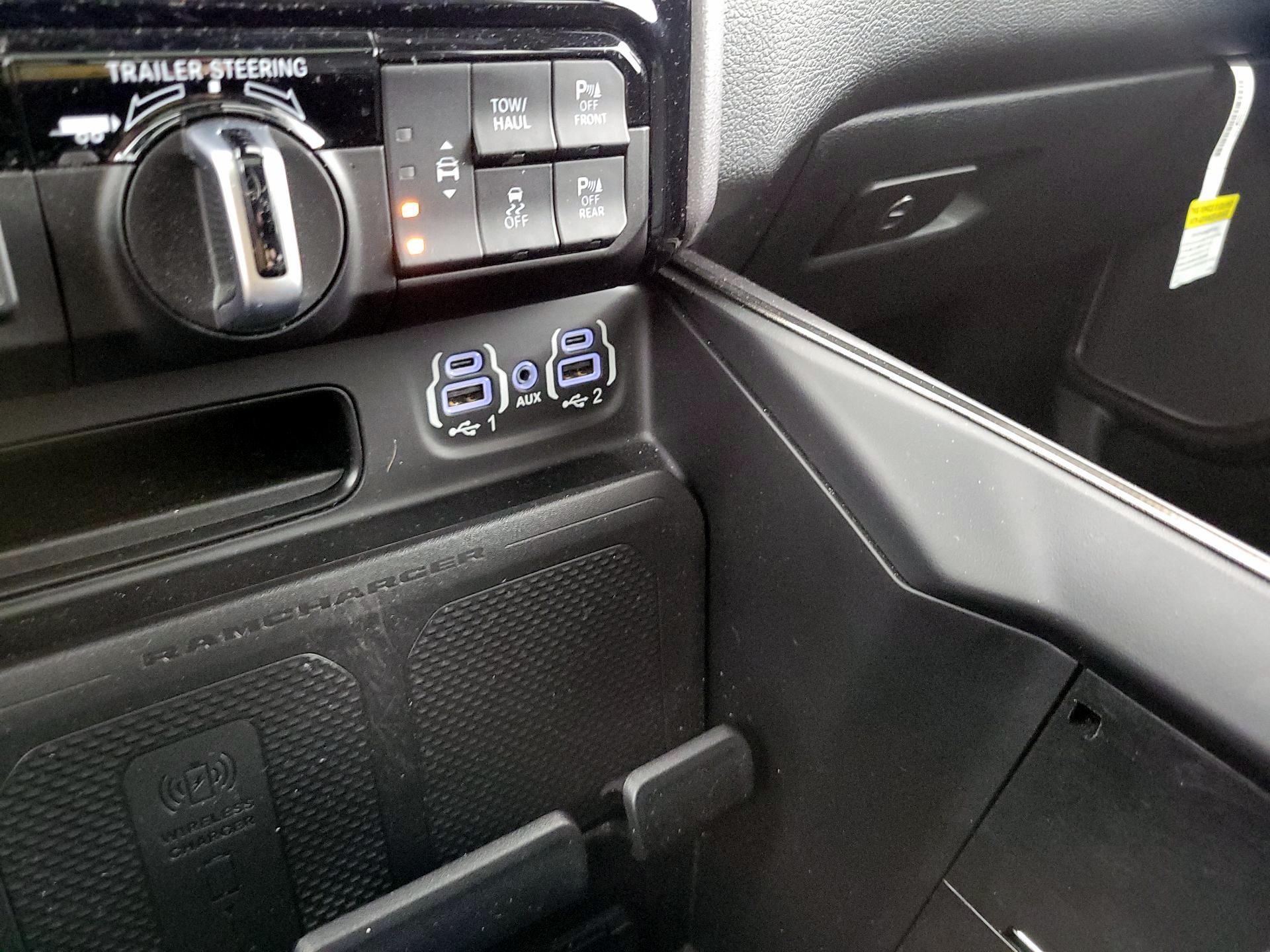 Thumbnail: 2023 RAM 1500 - 19