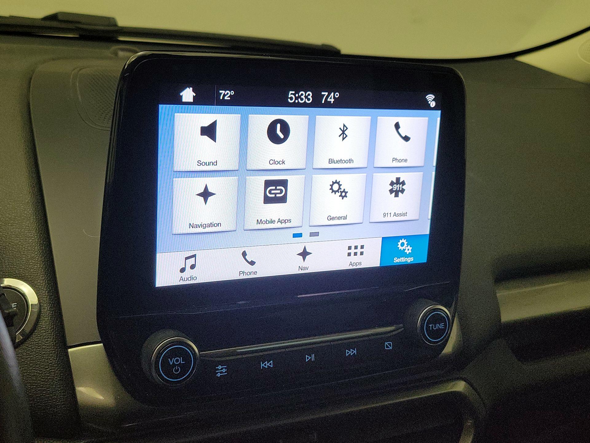 Thumbnail: 2018 Ford EcoSport - 15