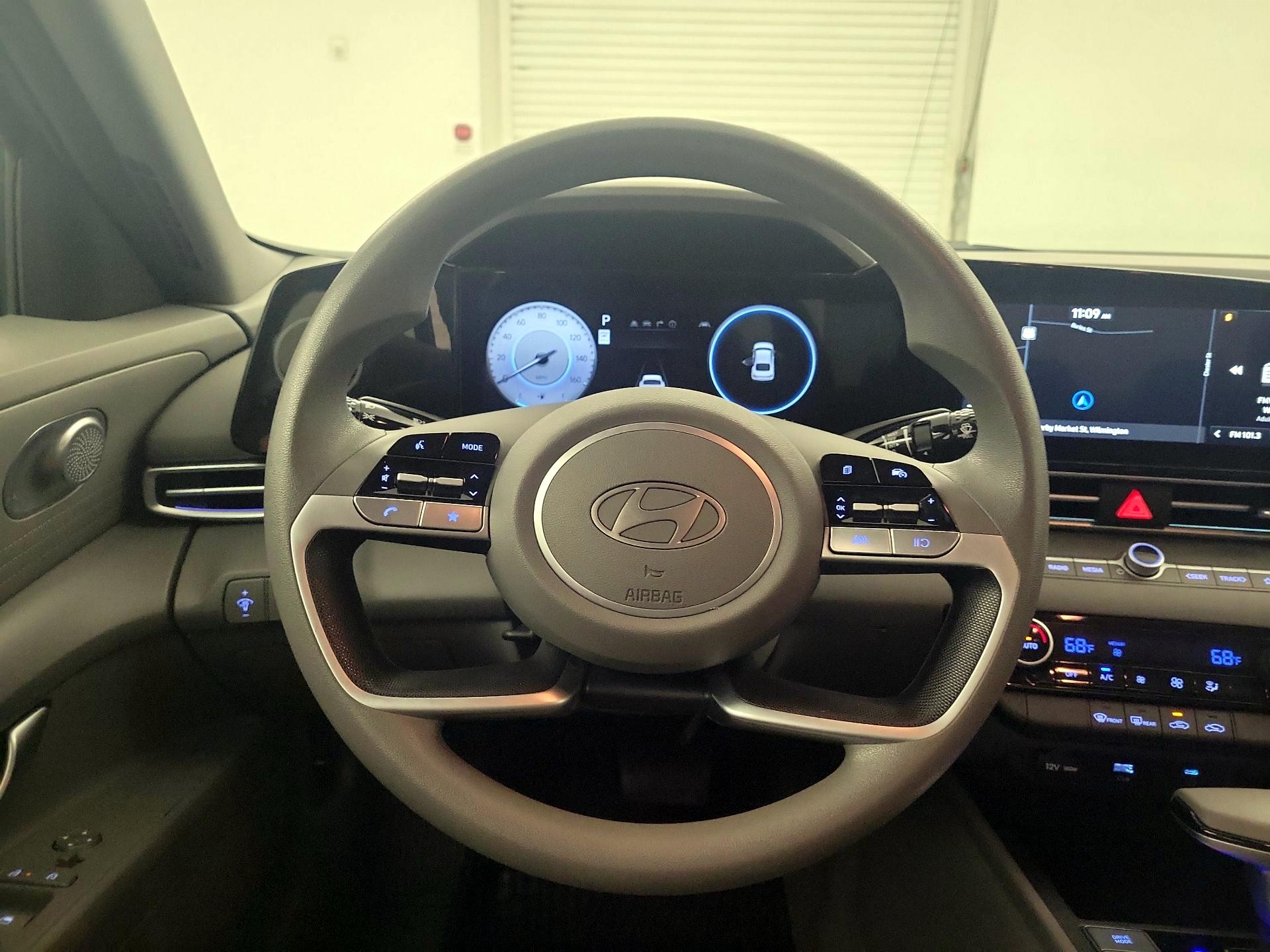 Thumbnail: 2024 Hyundai Elantra - 10