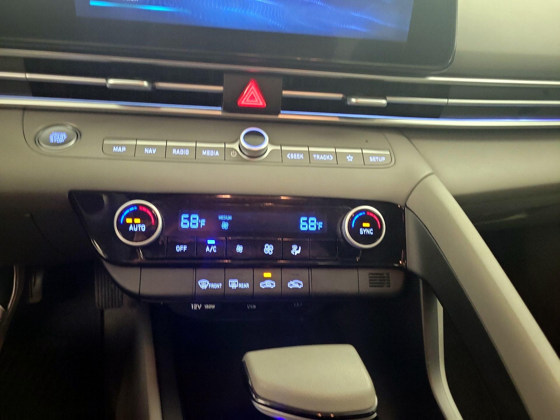 Thumbnail: 2024 Hyundai Elantra - 17