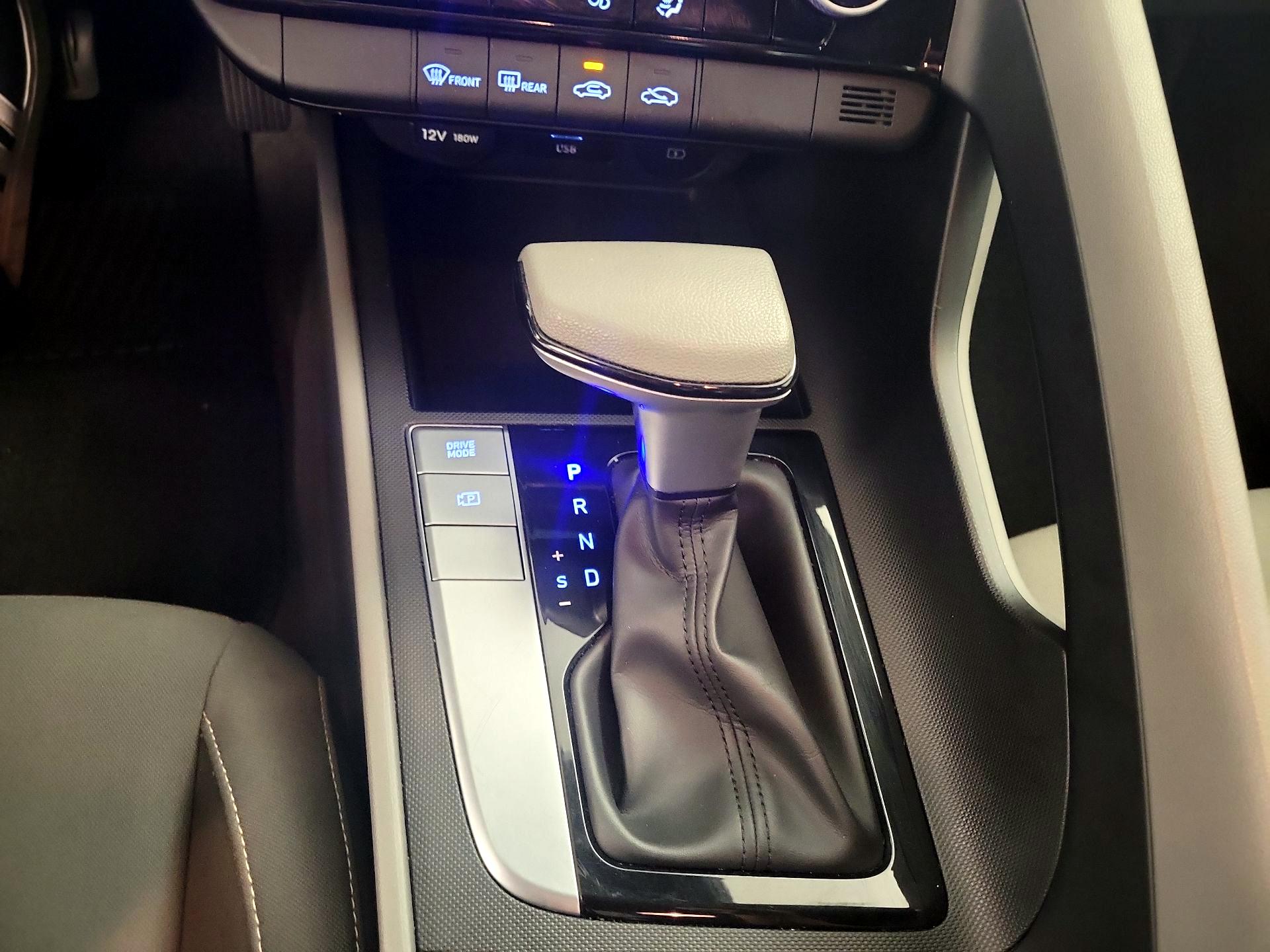 Thumbnail: 2024 Hyundai Elantra - 18