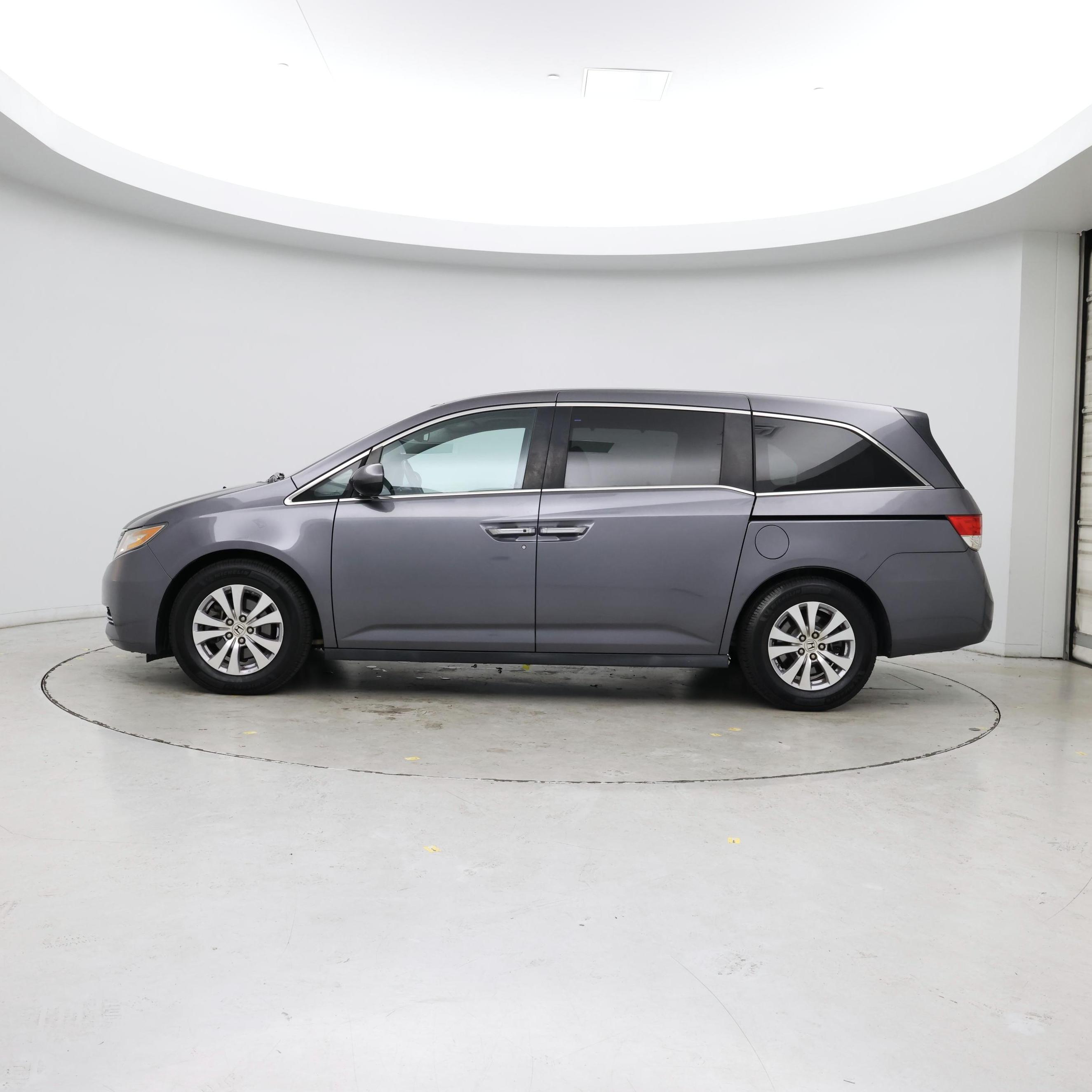 Thumbnail: 2016 Honda Odyssey - 3