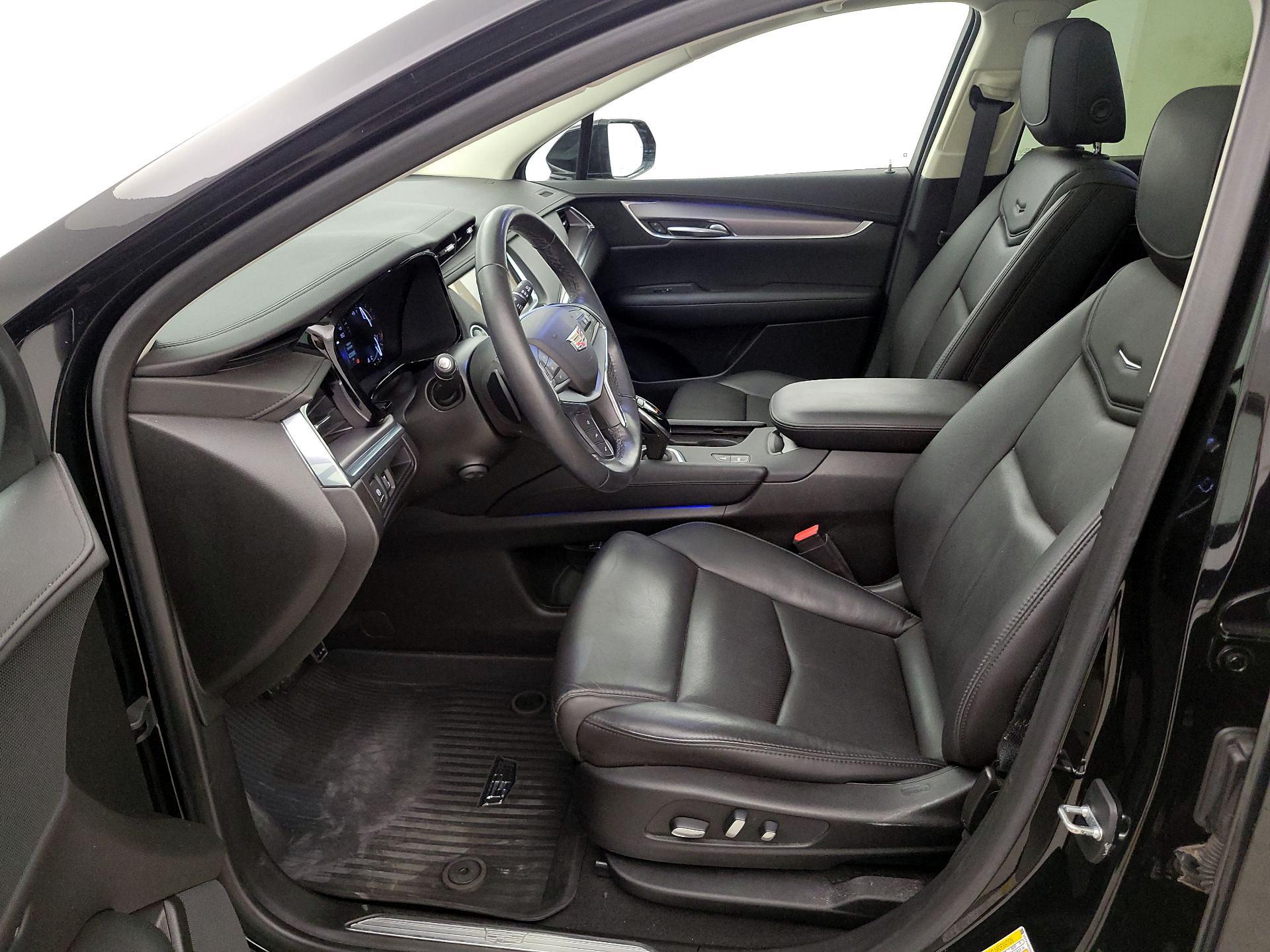 Thumbnail: 2019 Cadillac XT5 - 11