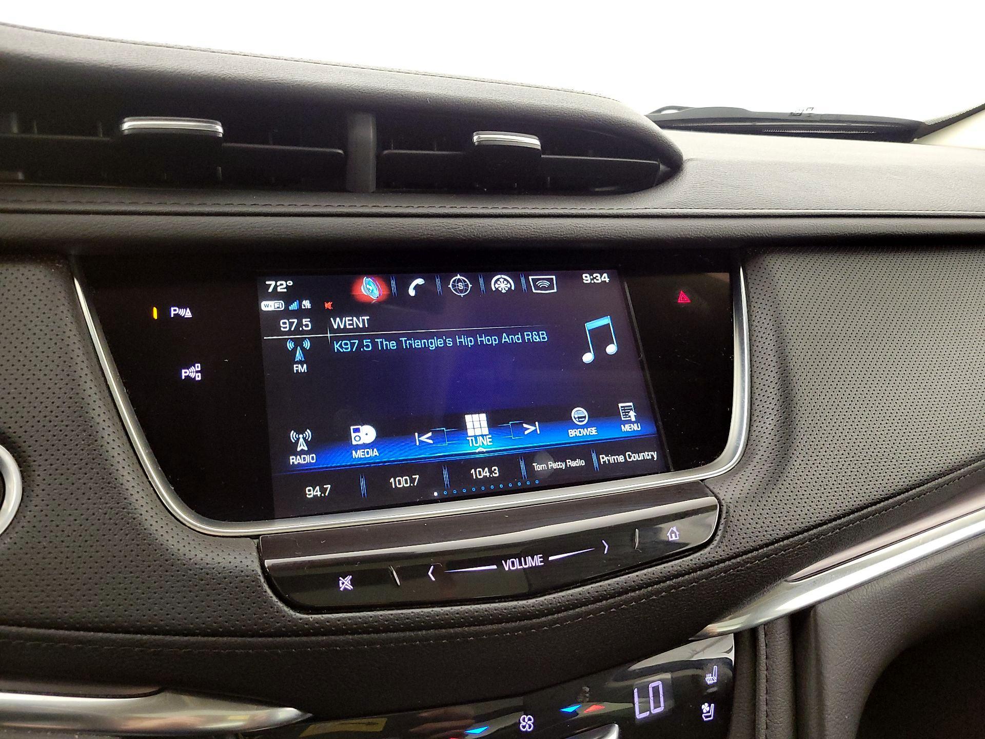 Thumbnail: 2019 Cadillac XT5 - 16