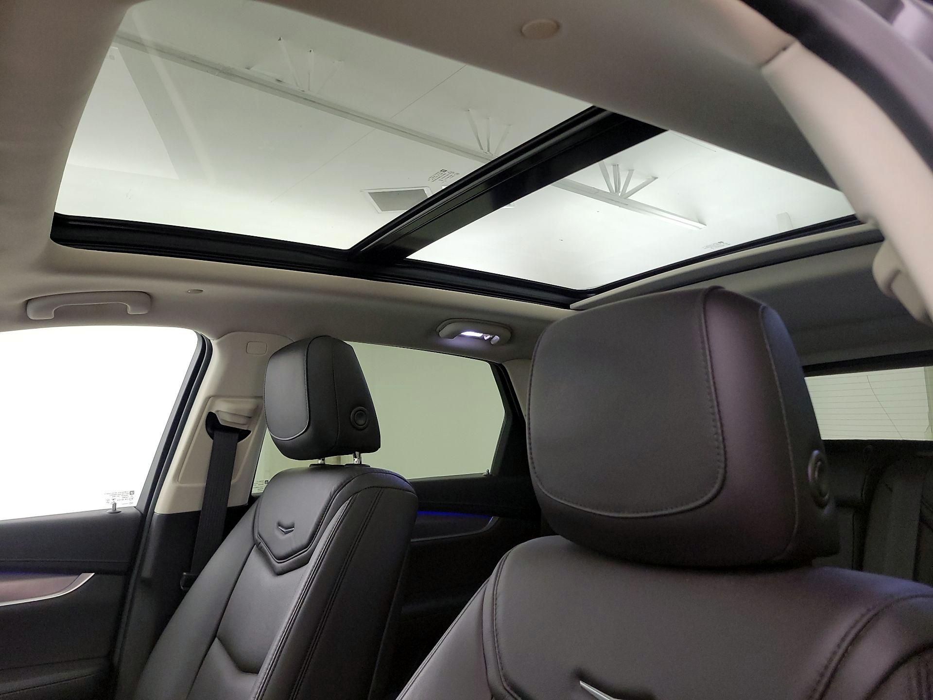 Thumbnail: 2019 Cadillac XT5 - 20