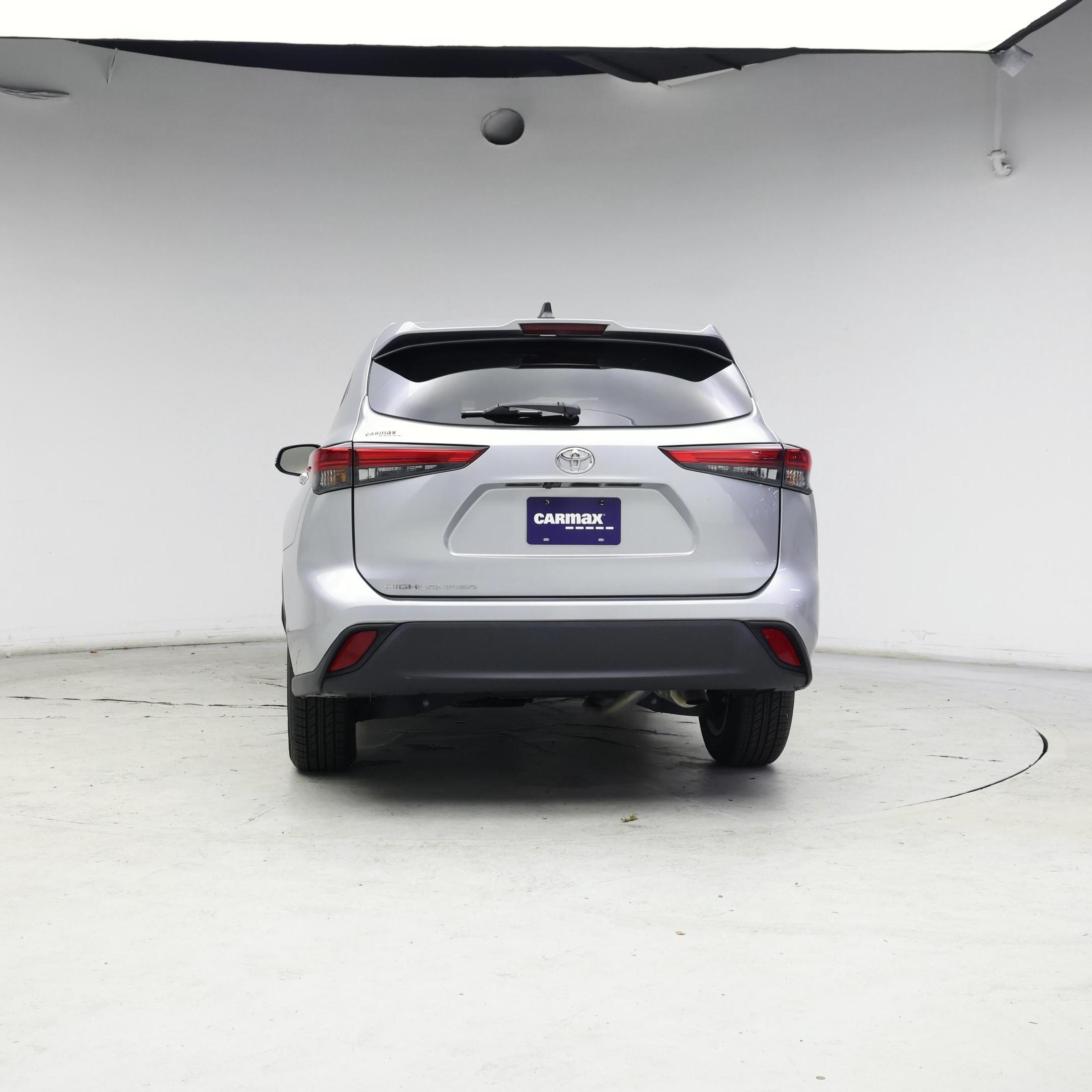 Thumbnail: 2023 Toyota Highlander - 6