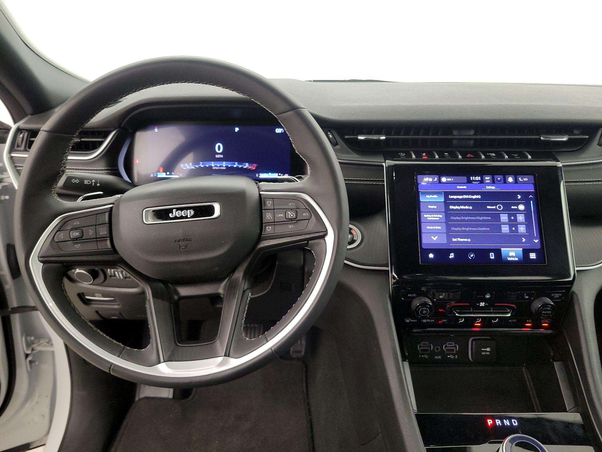 Thumbnail: 2024 Jeep Grand Cherokee - 9