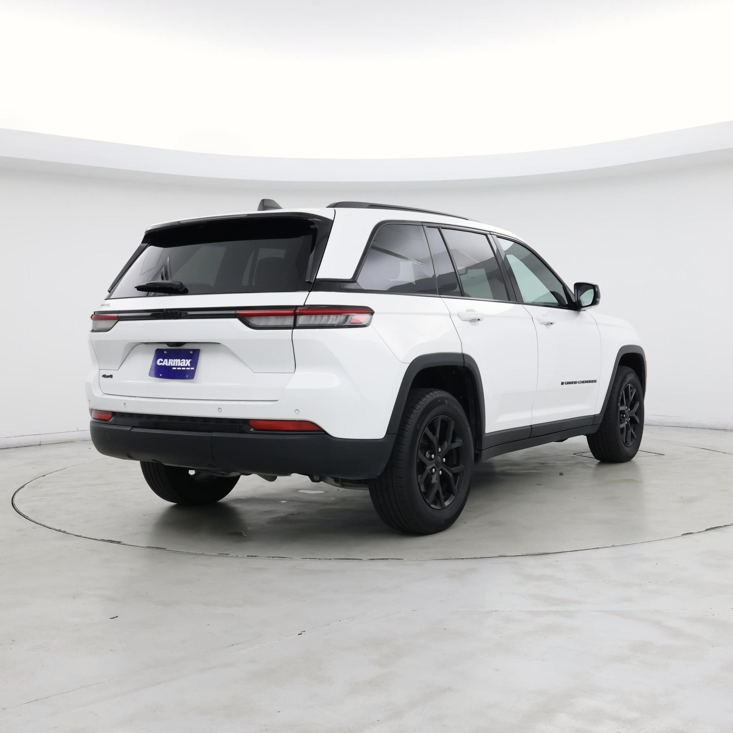 Thumbnail: 2024 Jeep Grand Cherokee - 8