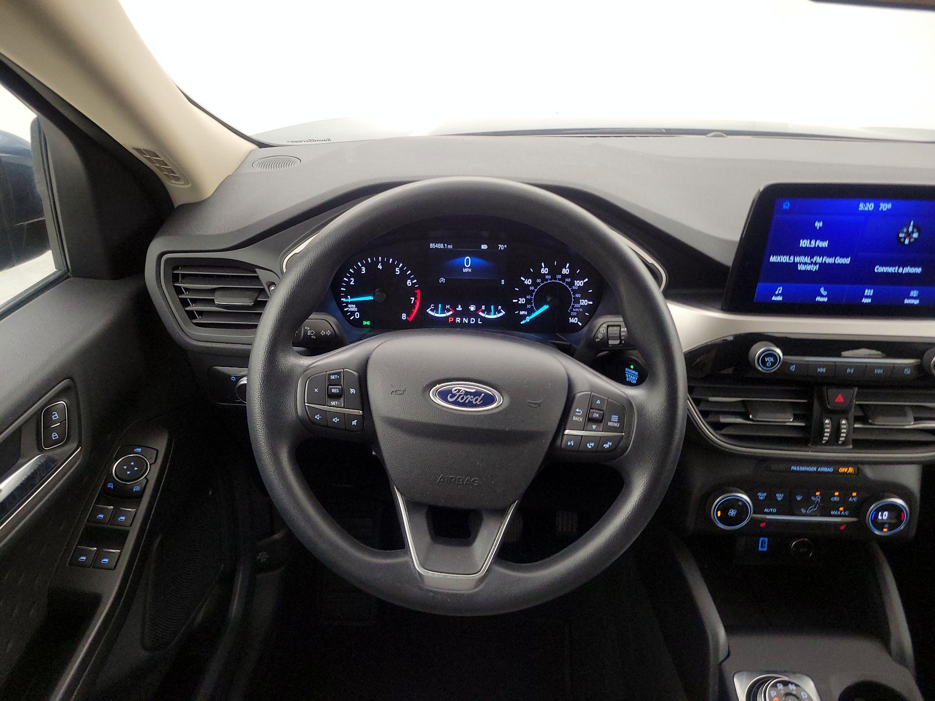 Thumbnail: 2020 Ford Escape - 10