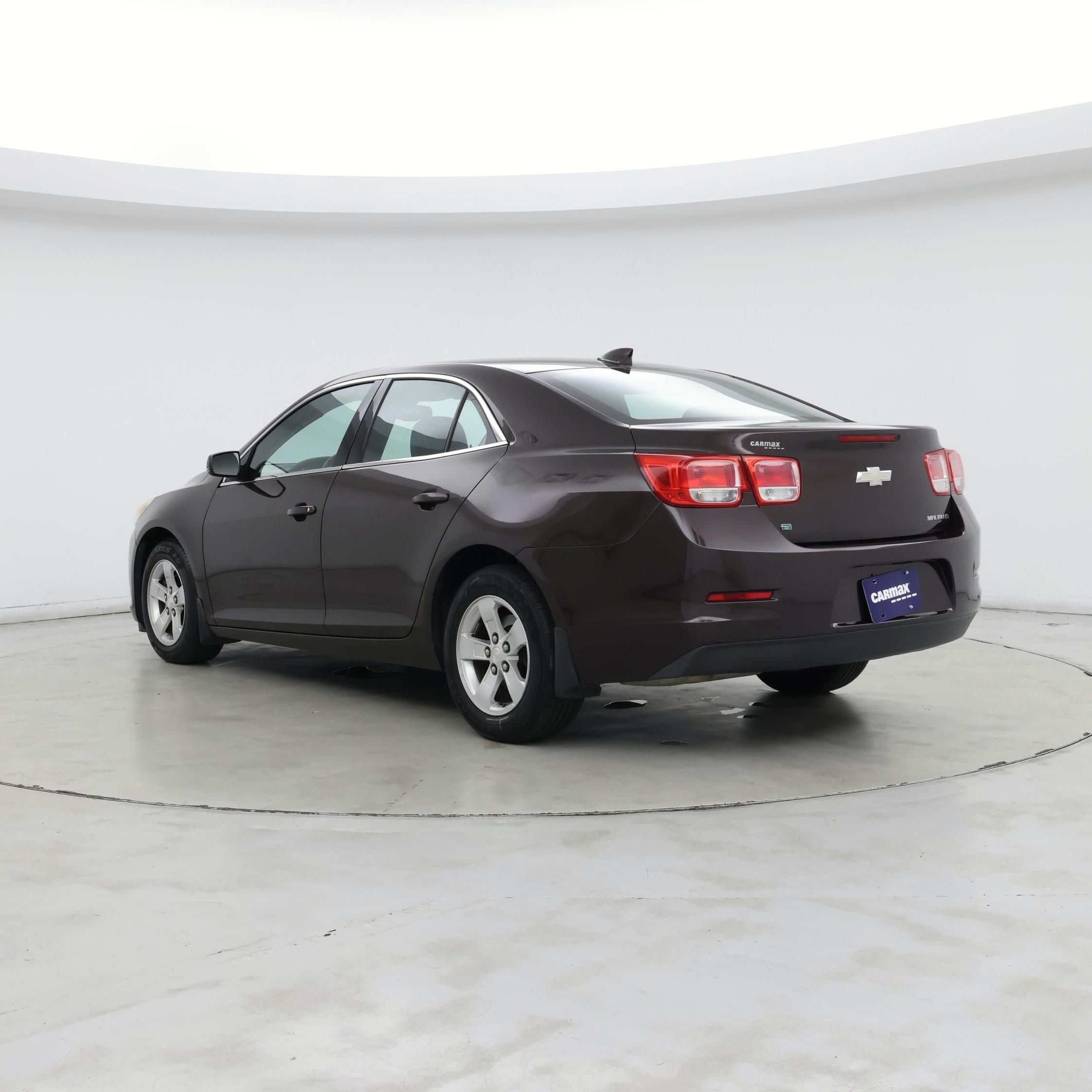 Thumbnail: 2015 Chevrolet Malibu - 2