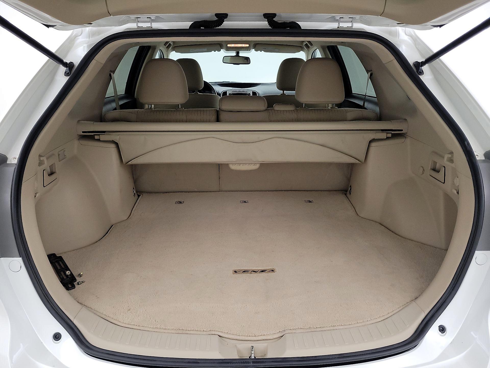 Thumbnail: 2014 Toyota Venza - 19
