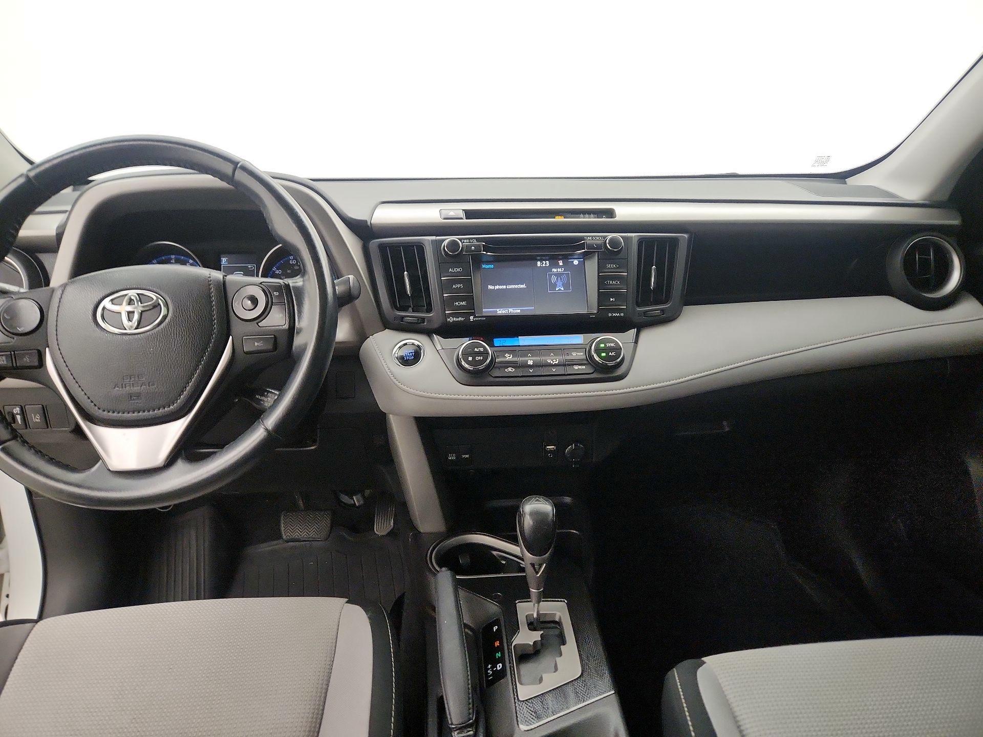 Thumbnail: 2018 Toyota RAV4 - 9