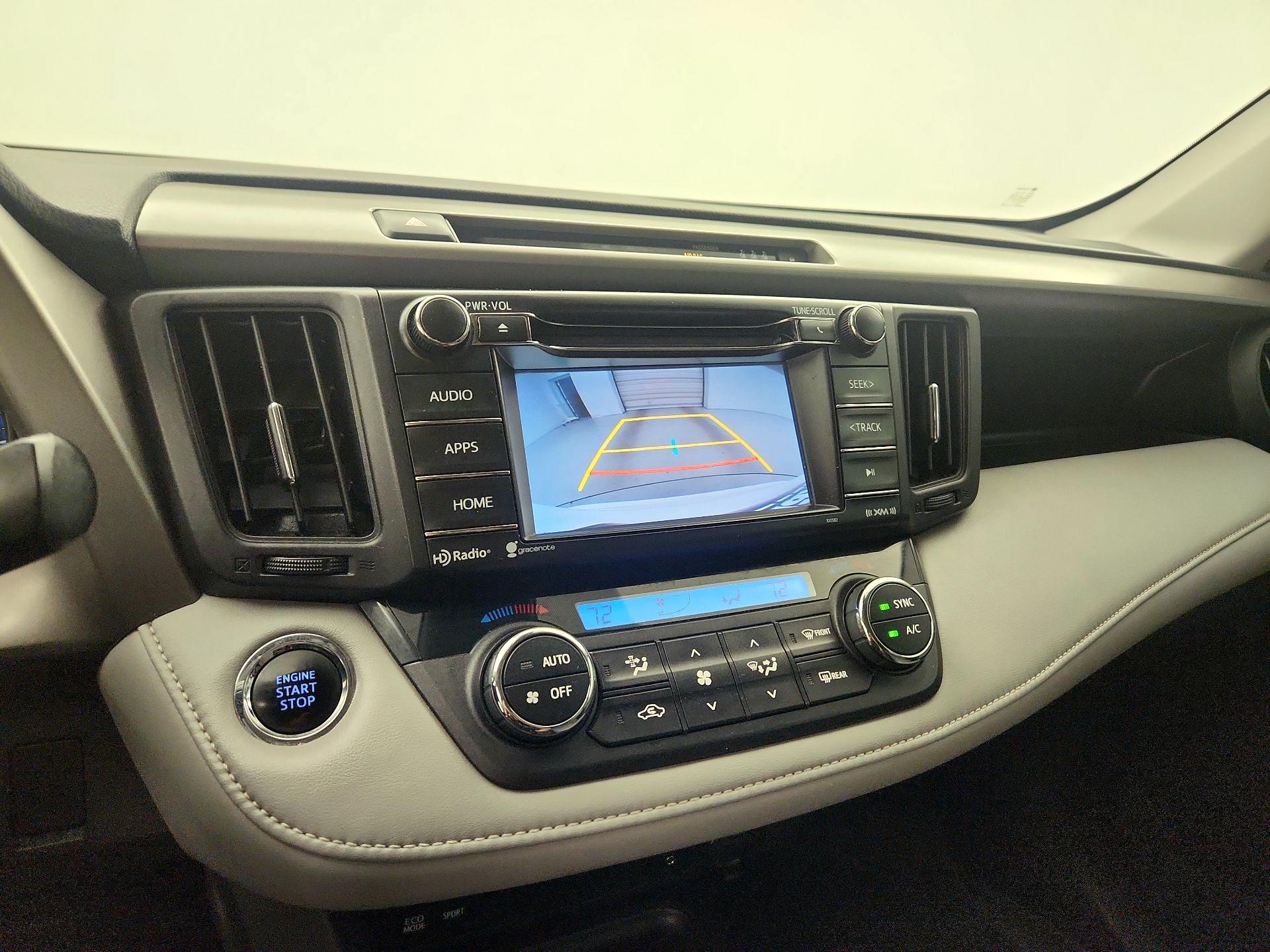 Thumbnail: 2018 Toyota RAV4 - 14