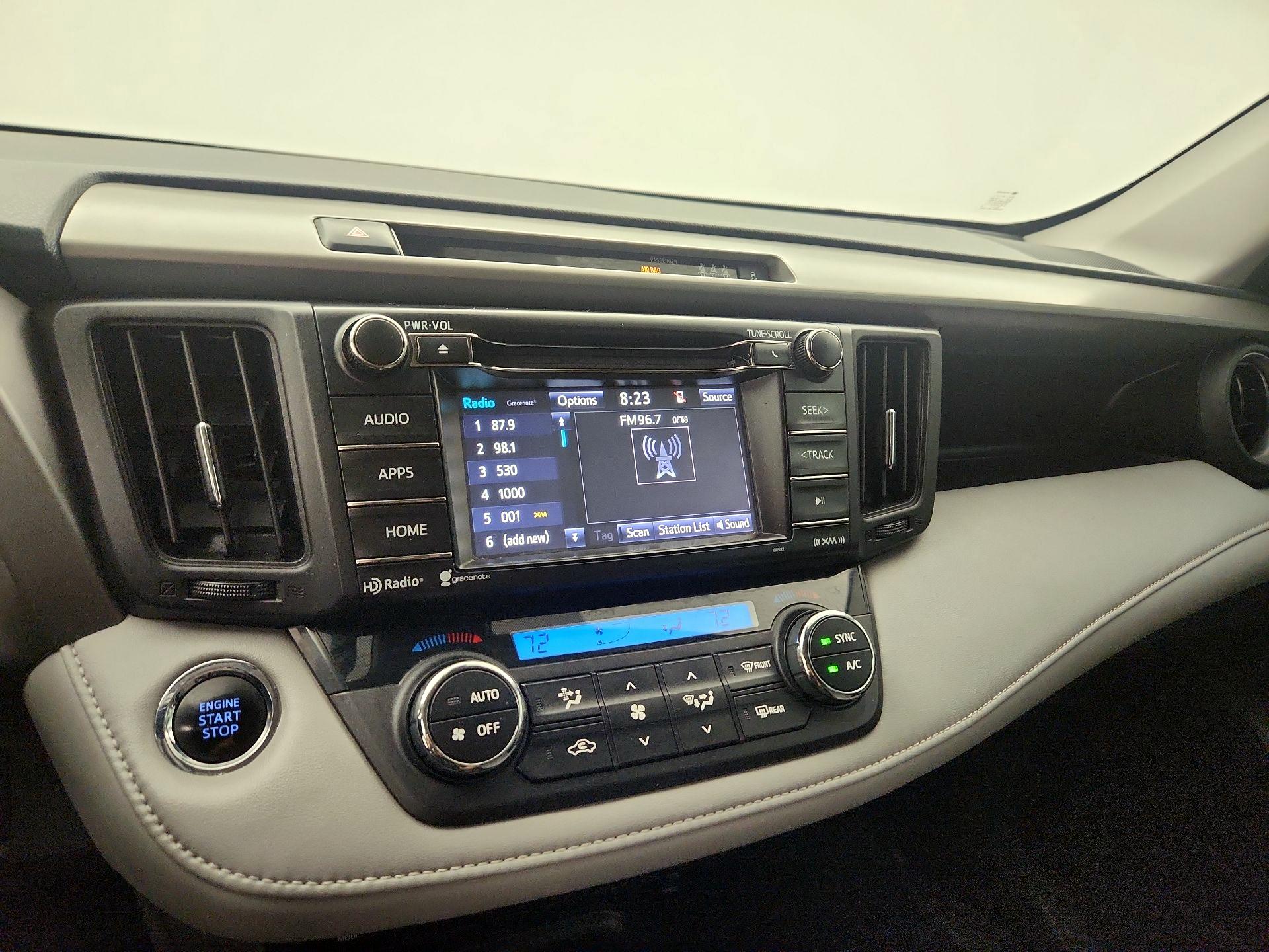 Thumbnail: 2018 Toyota RAV4 - 15
