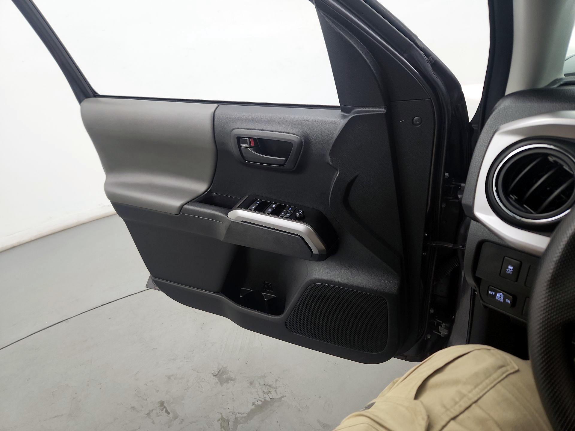 Thumbnail: 2023 Toyota Tacoma - 12