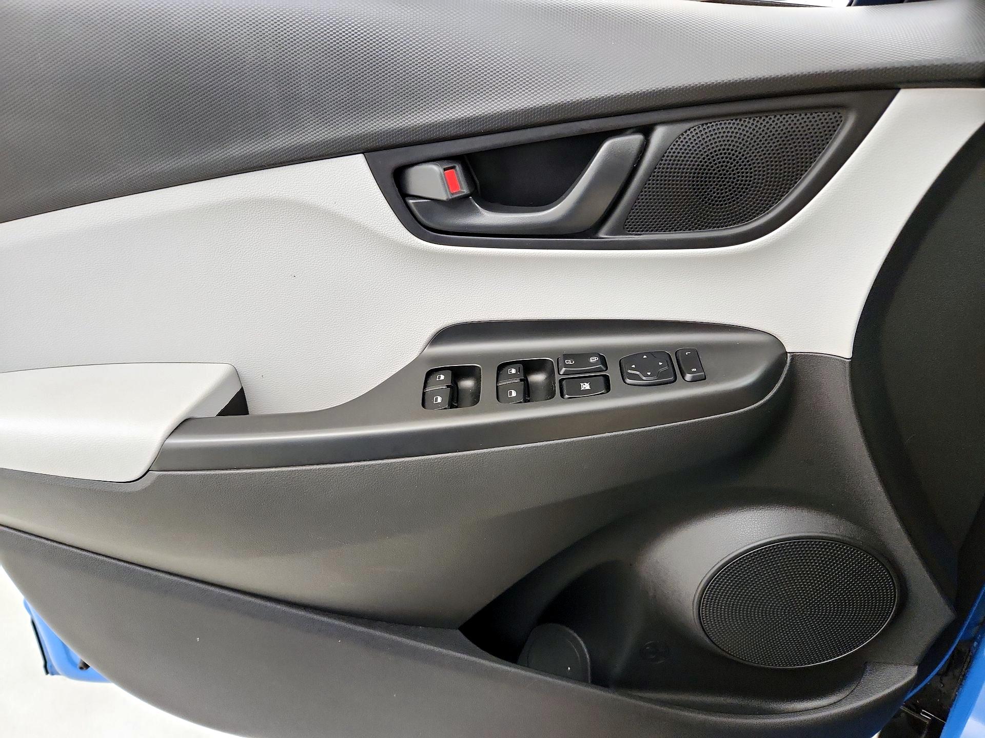 Thumbnail: 2022 Hyundai Kona - 12