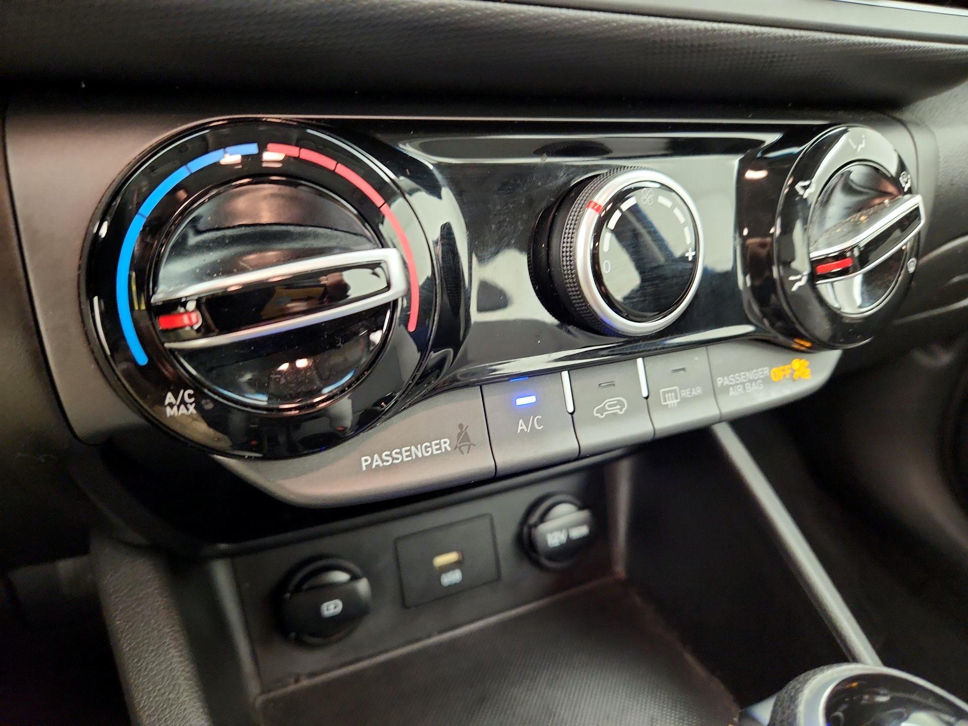 Thumbnail: 2022 Hyundai Kona - 16