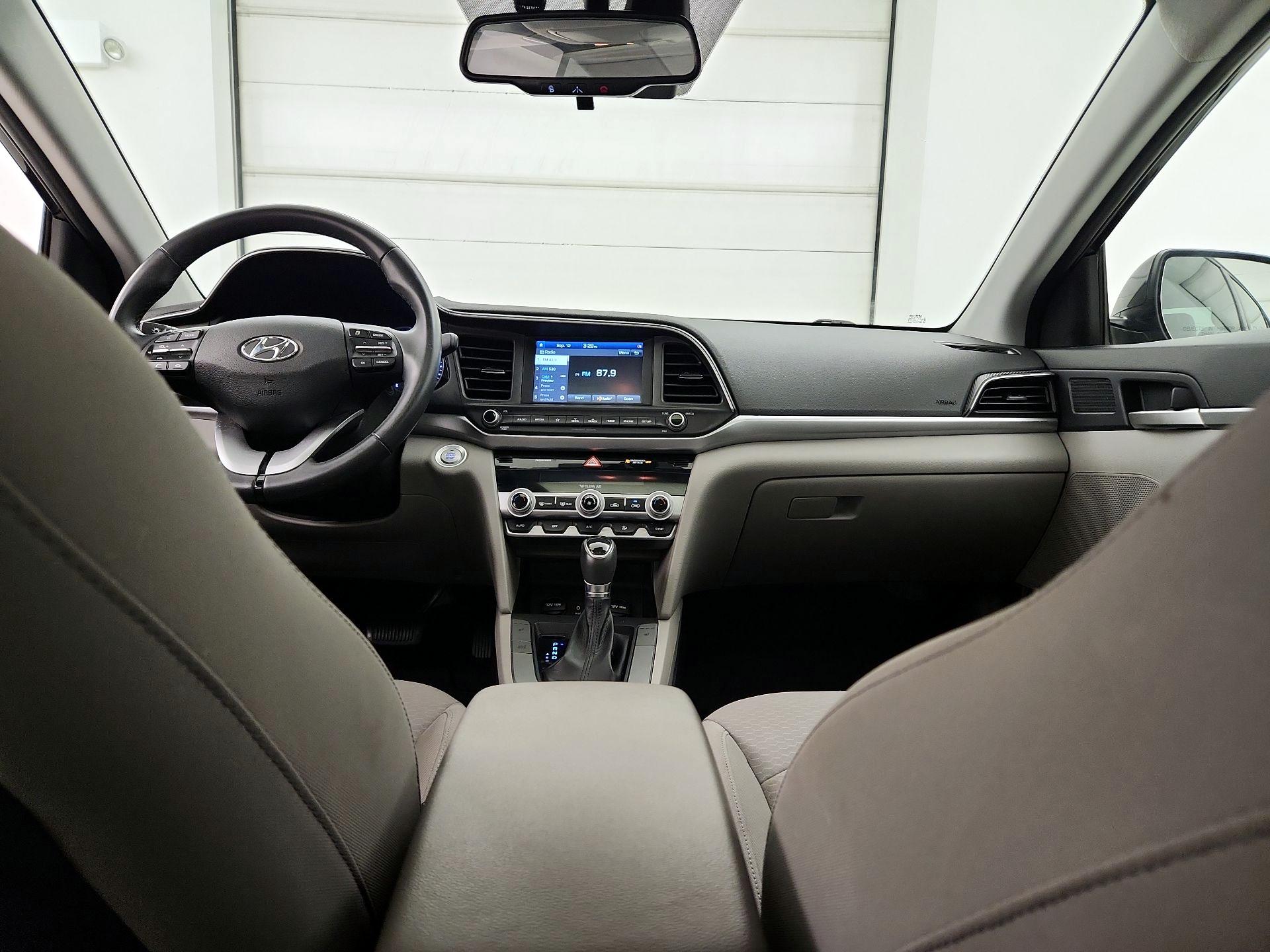Thumbnail: 2020 Hyundai Elantra - 9