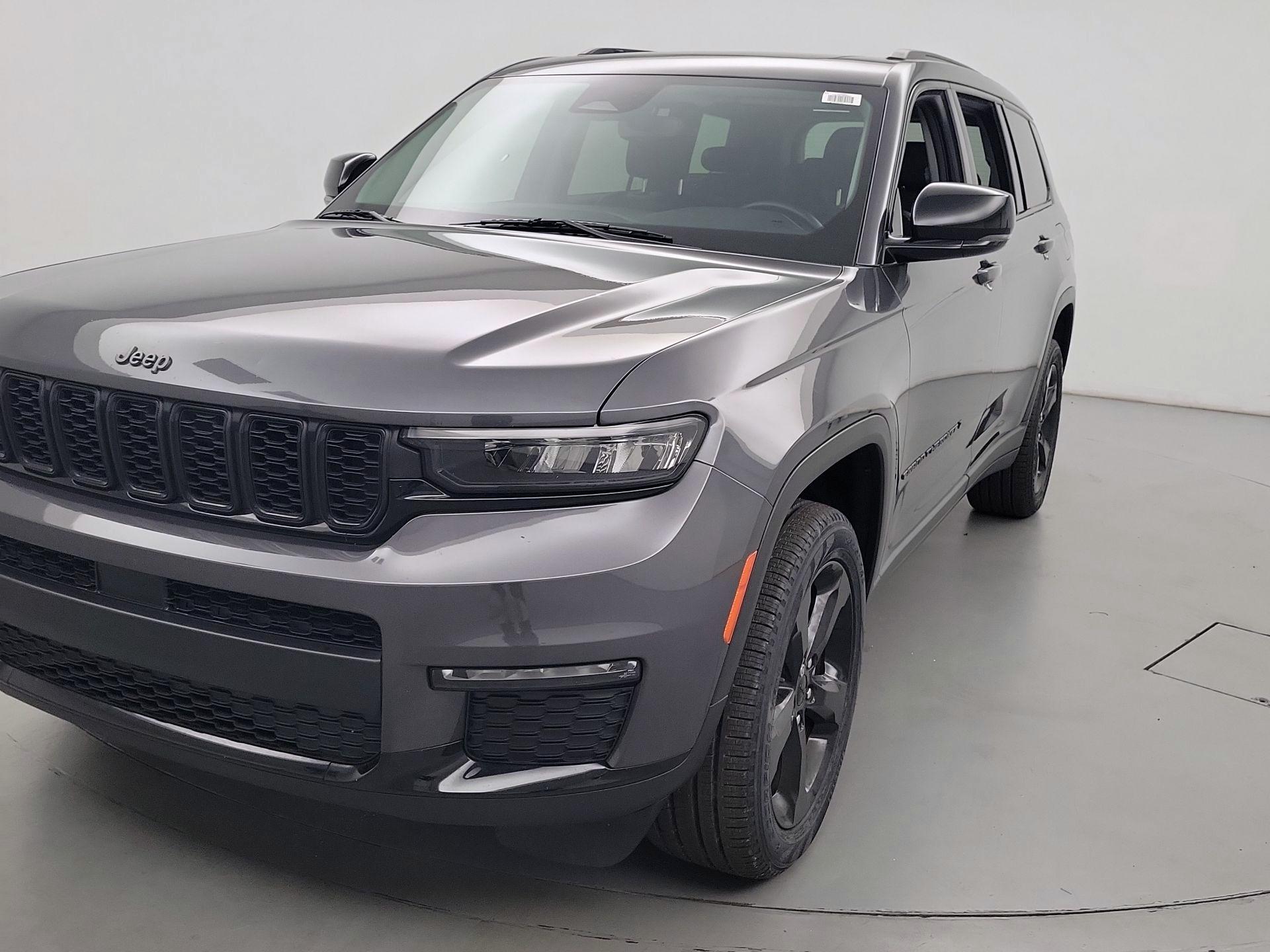 Thumbnail: 2022 Jeep Grand Cherokee L - 3