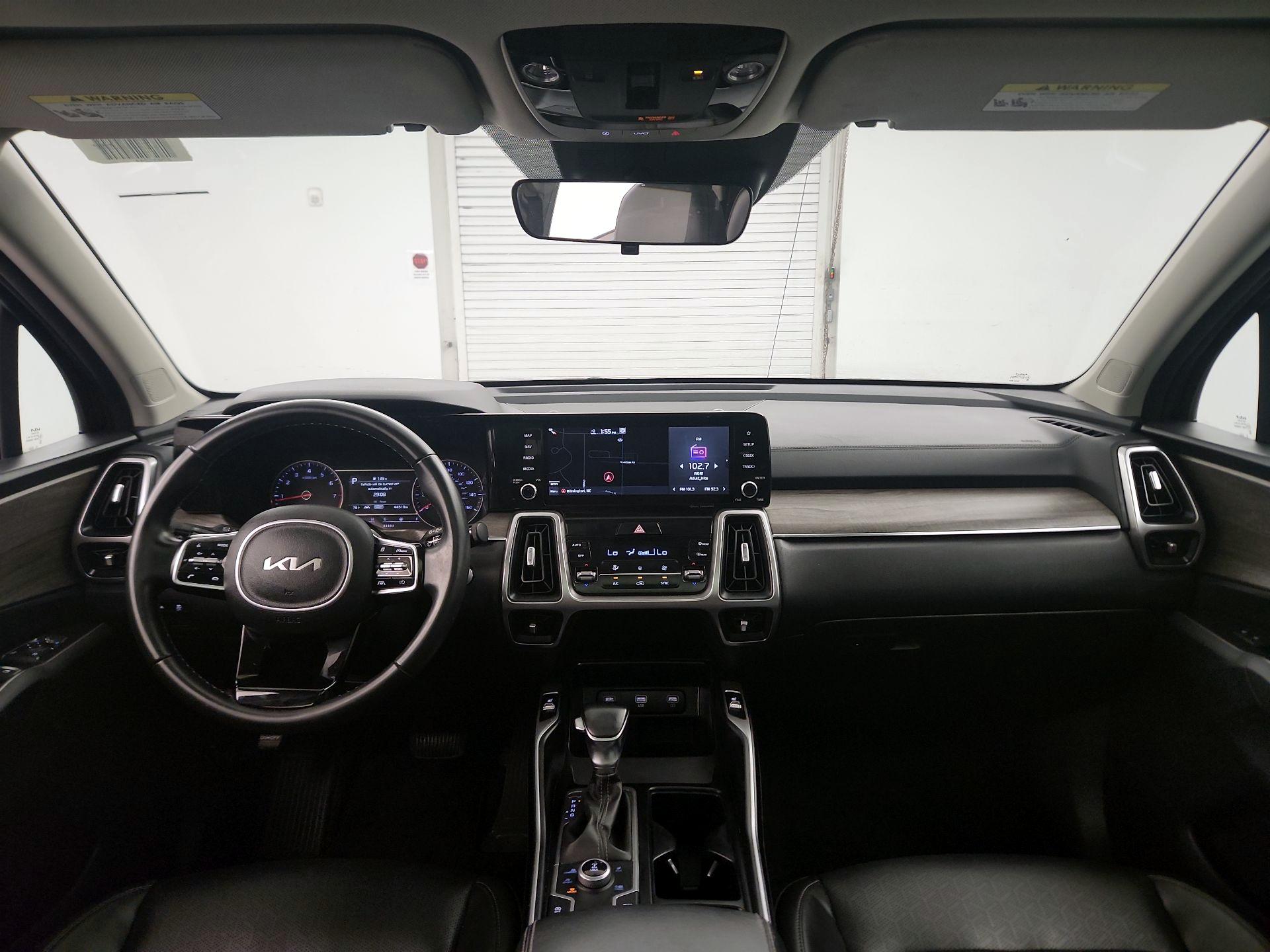 Thumbnail: 2022 Kia Sorento - 9