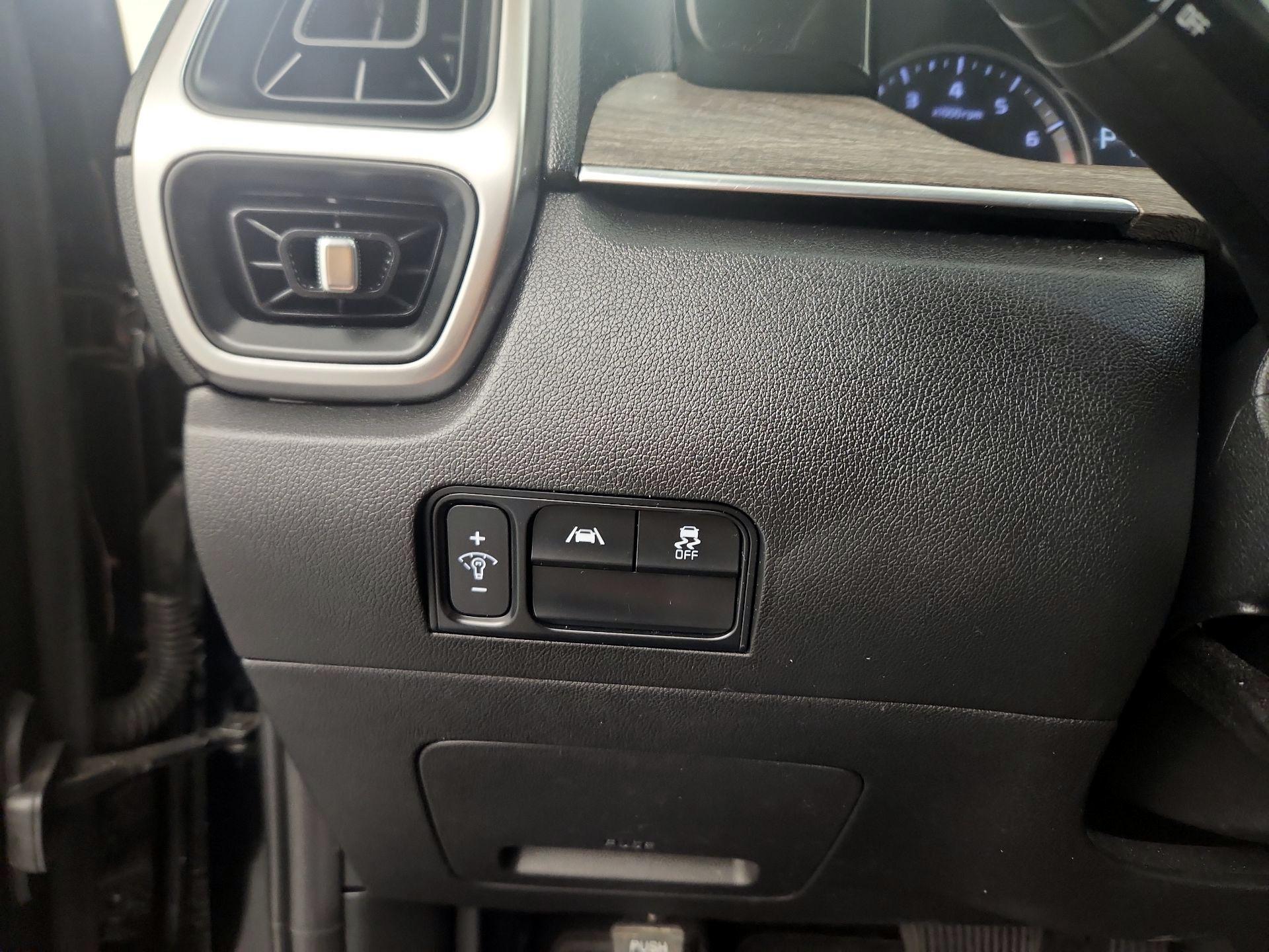 Thumbnail: 2022 Kia Sorento - 13