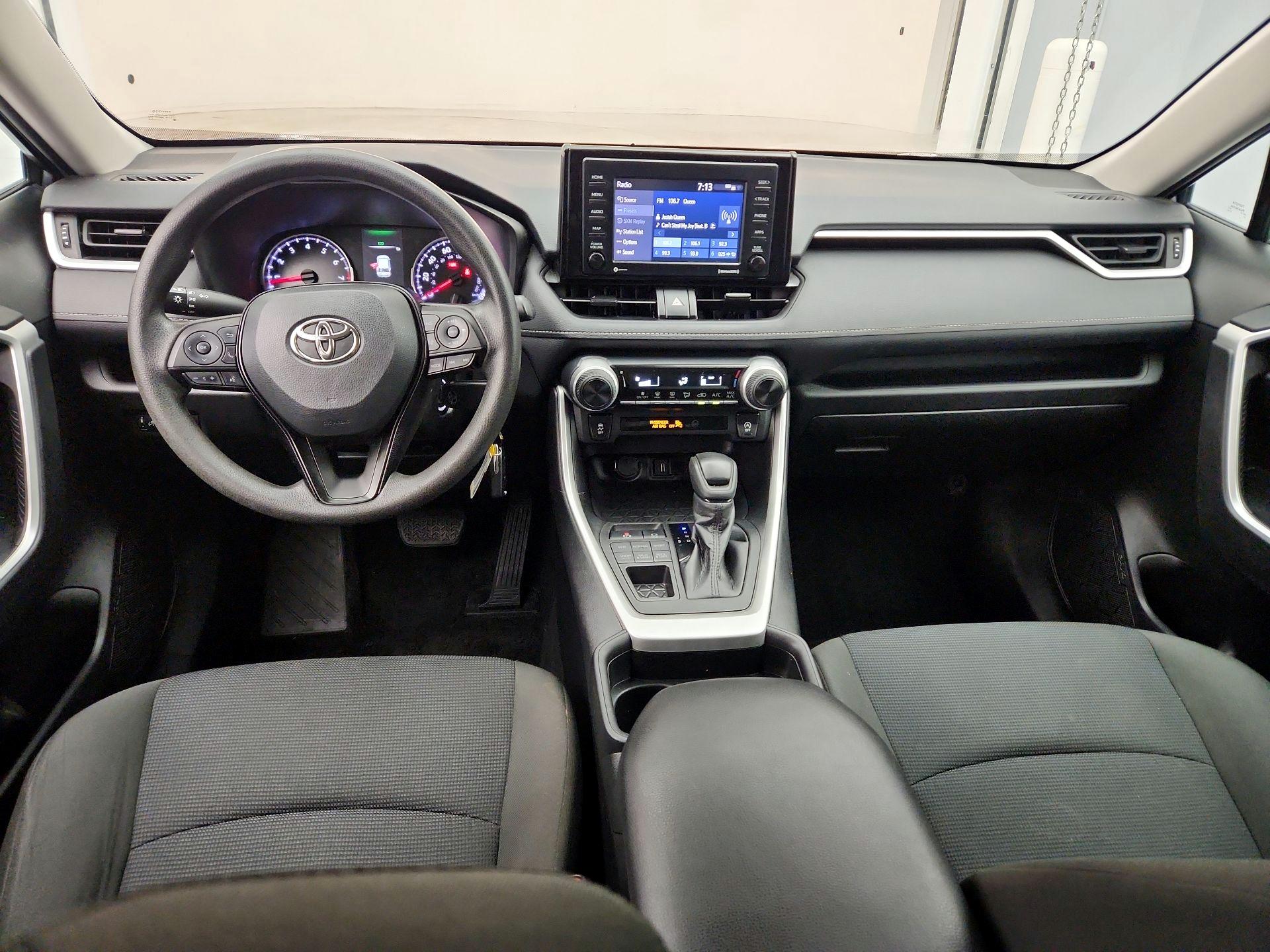 Thumbnail: 2021 Toyota RAV4 - 9
