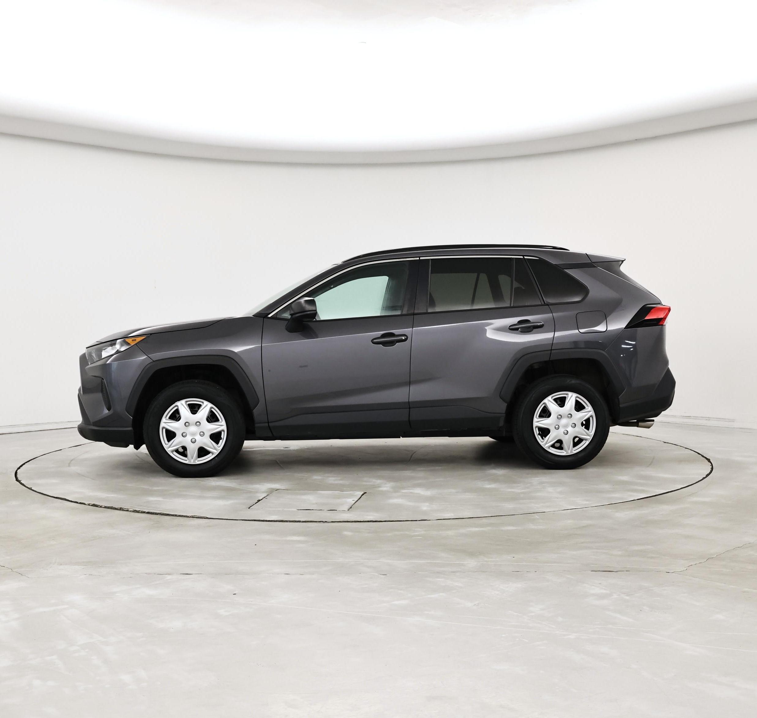 Thumbnail: 2021 Toyota RAV4 - 3